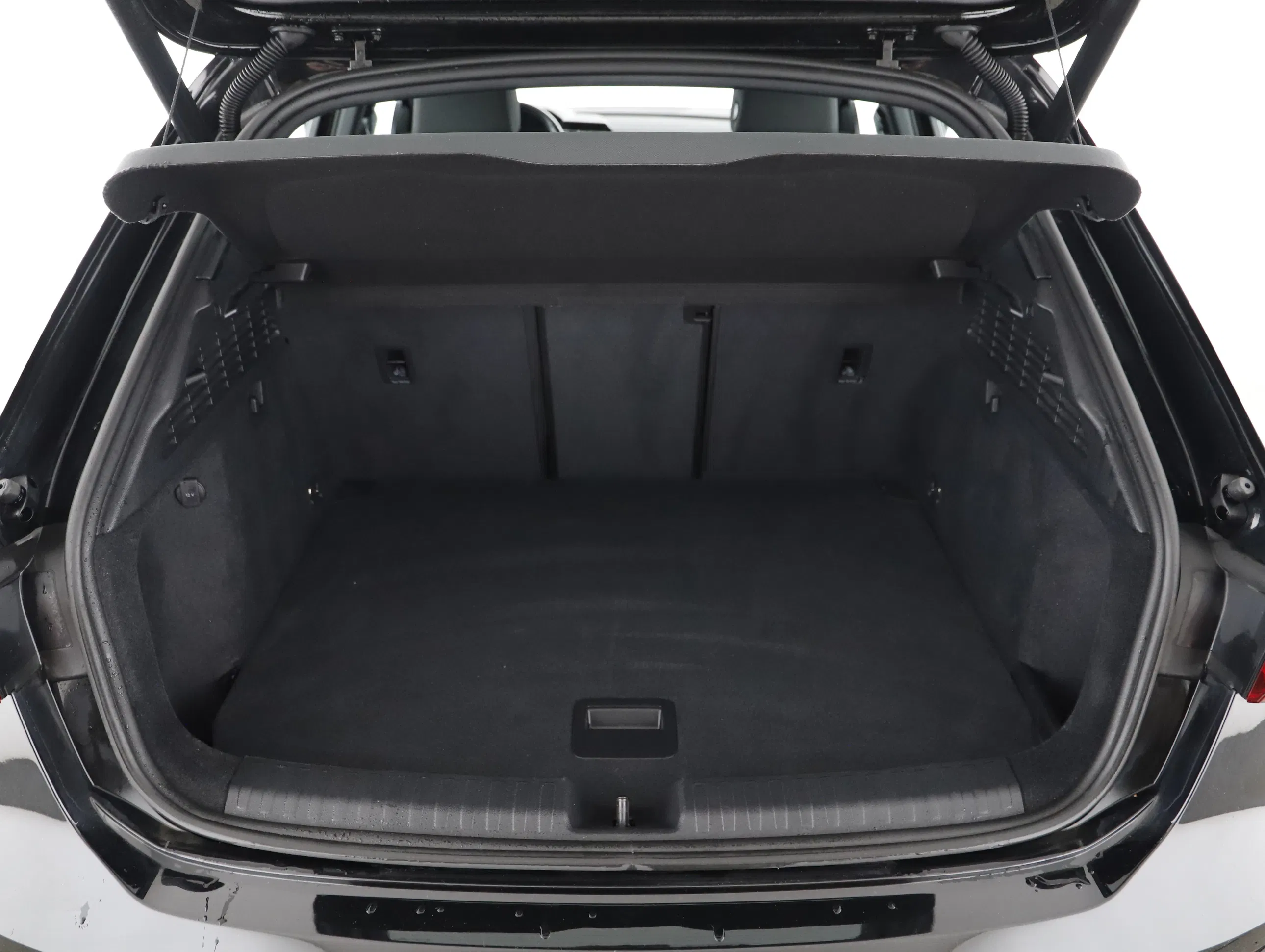 Audi A3 Sportback 35 2.0 TDI advanced | Bild 17 von 23