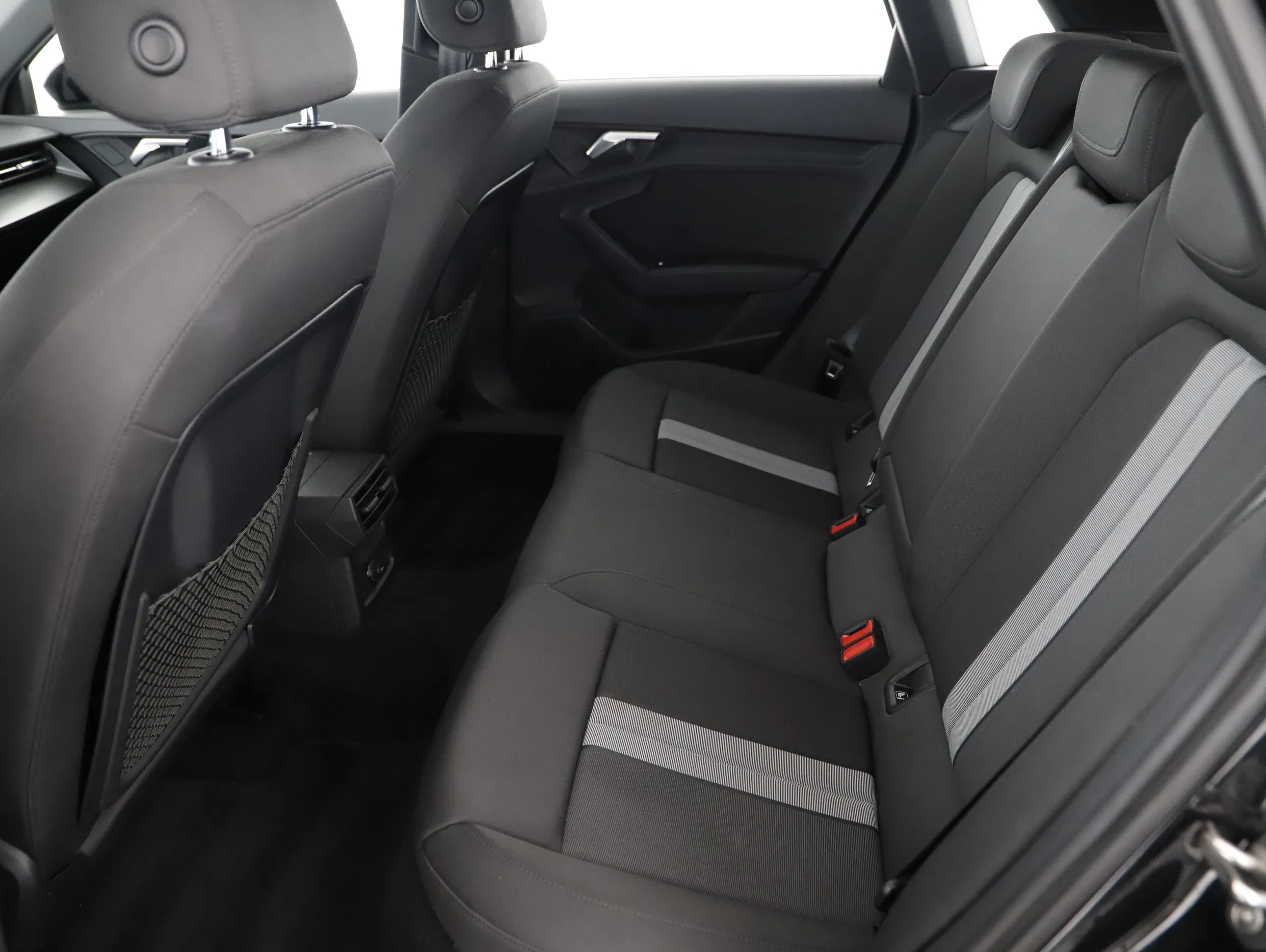 Audi A3 Sportback 35 2.0 TDI advanced | Bild 2 von 23