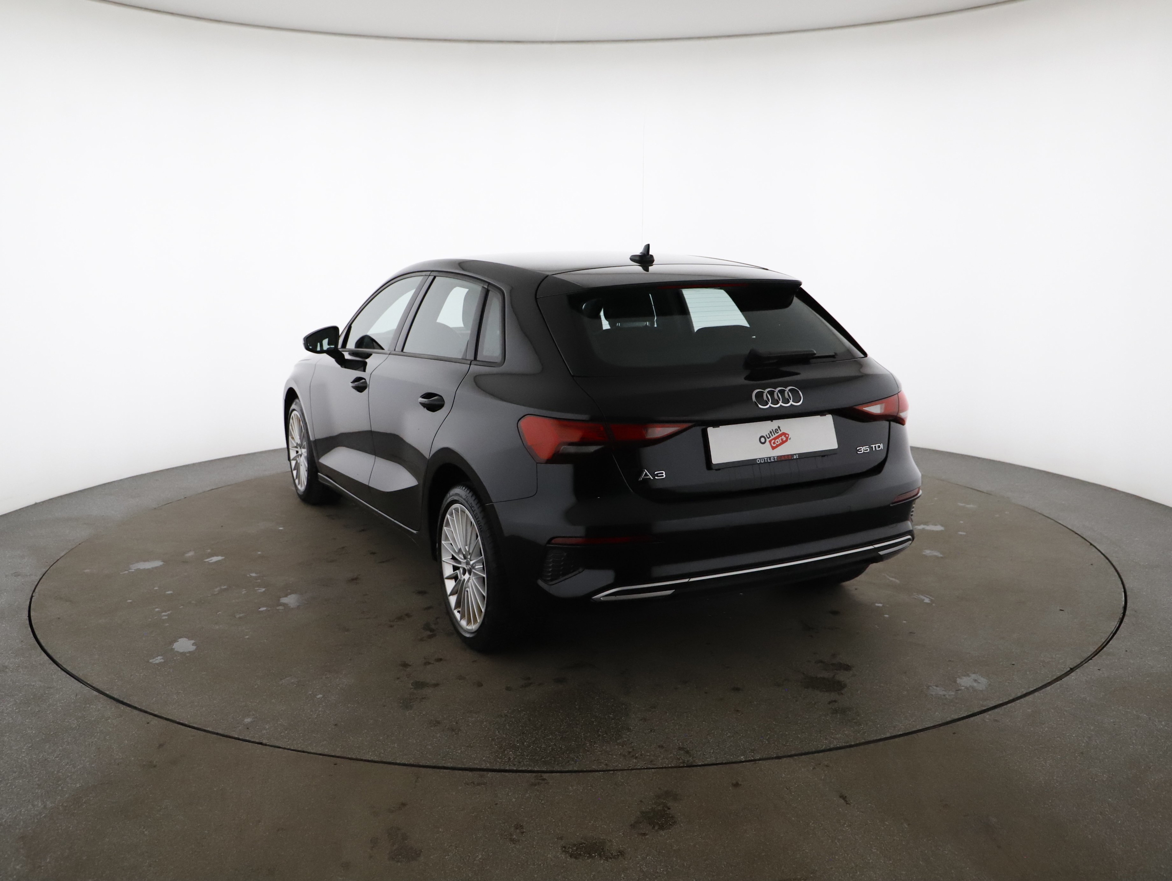 Audi A3 Sportback 35 2.0 TDI advanced | Bild 19 von 23