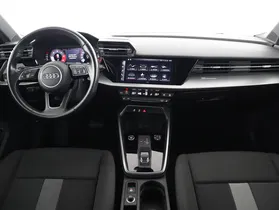 Audi A3 Sportback 35 2.0 TDI advanced | Thumbnail 3 von 23