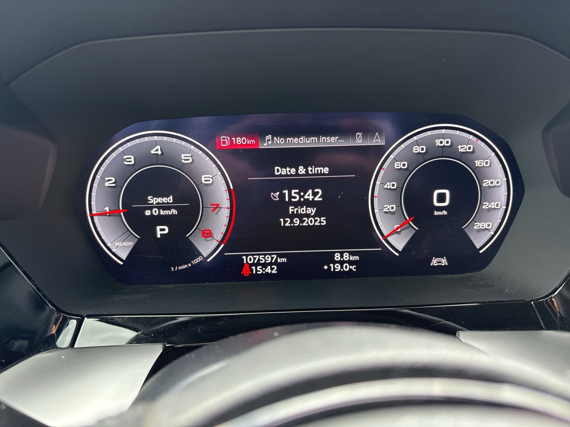 Audi A3 Sportback 35 1.5 TFSI (M-H) advanced | Bild 13 von 31