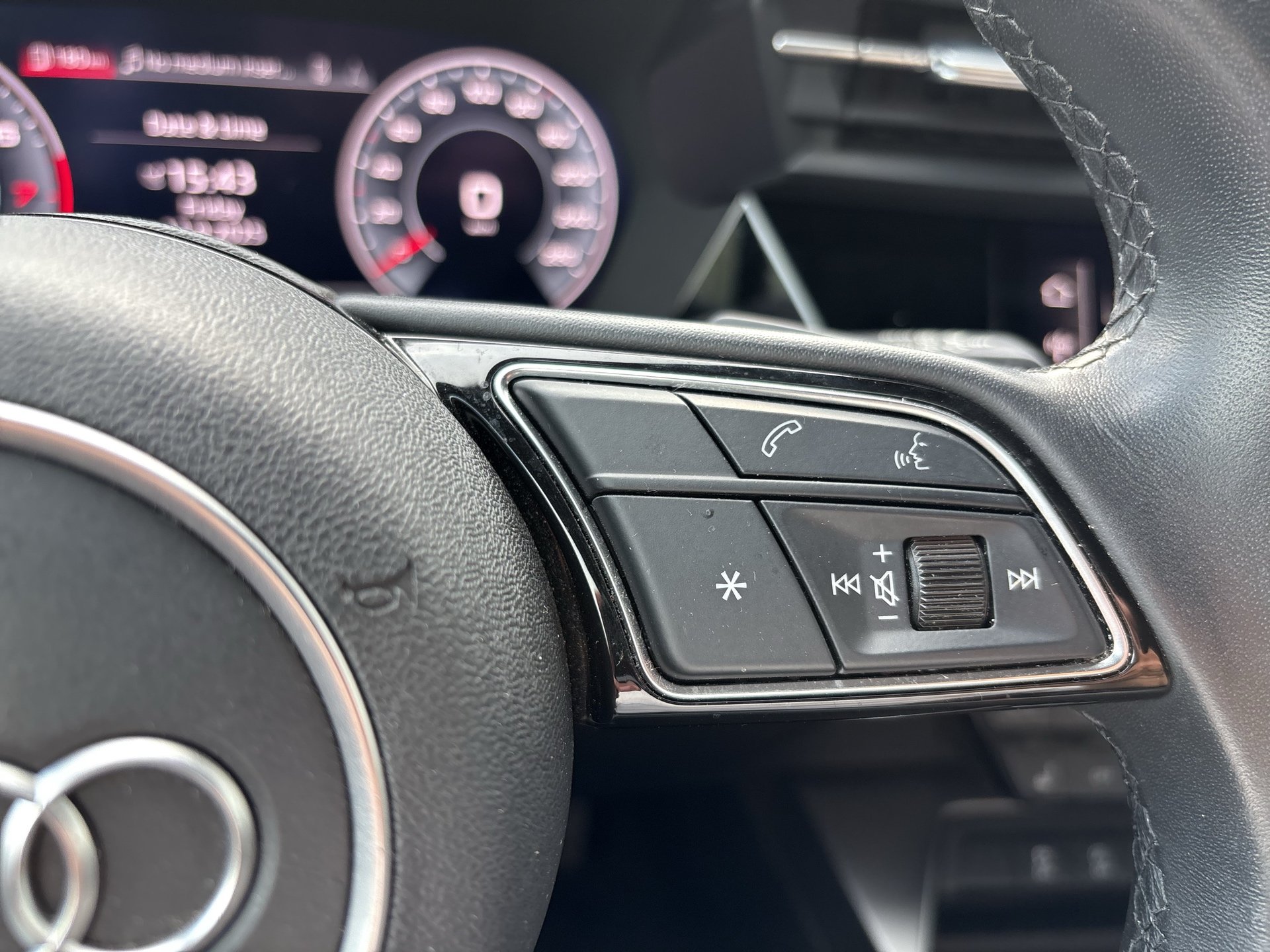 Audi A3 Sportback 35 1.5 TFSI (M-H) advanced | Bild 15 von 31