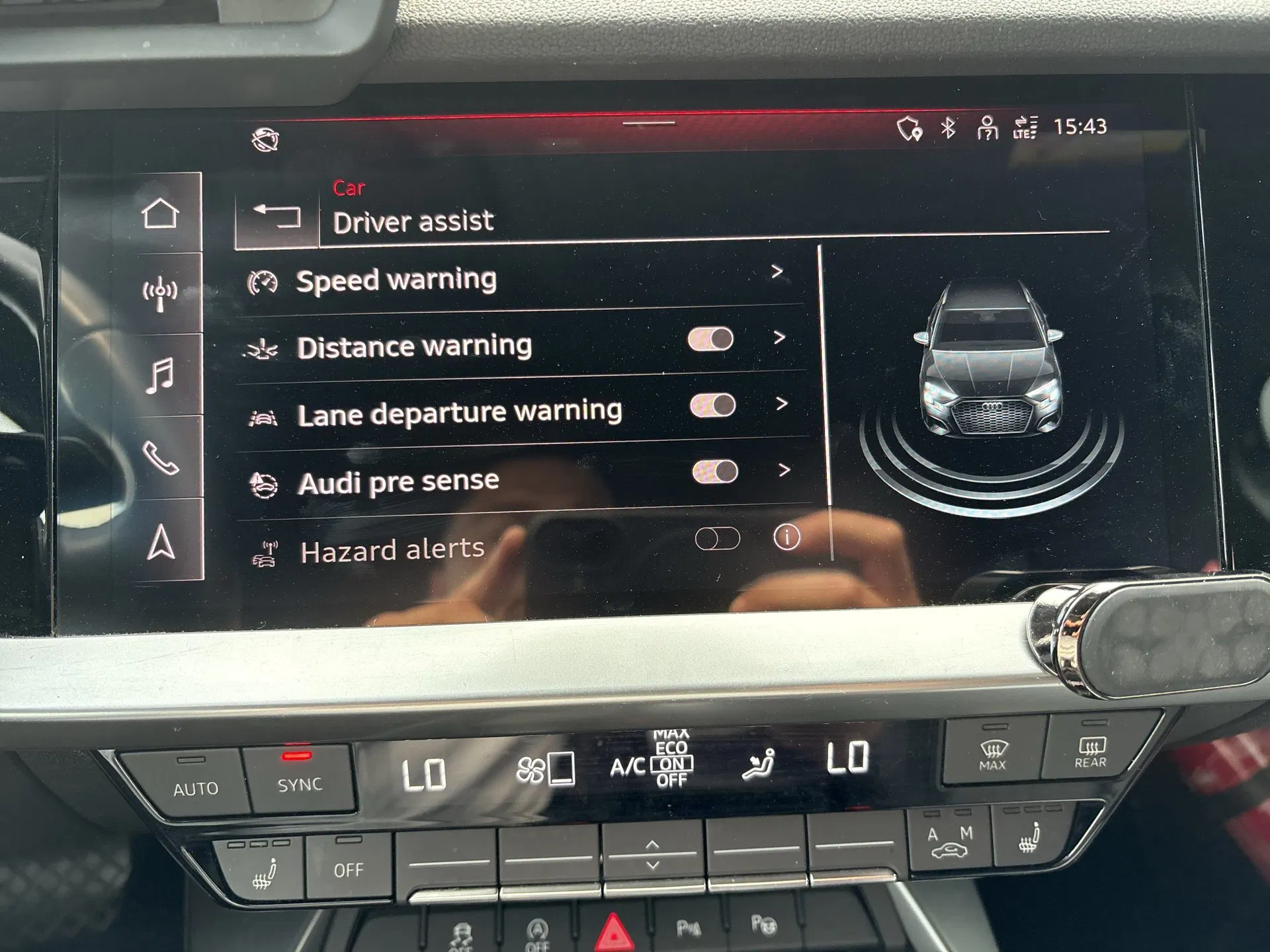 Audi A3 Sportback 35 1.5 TFSI (M-H) advanced | Bild 17 von 31