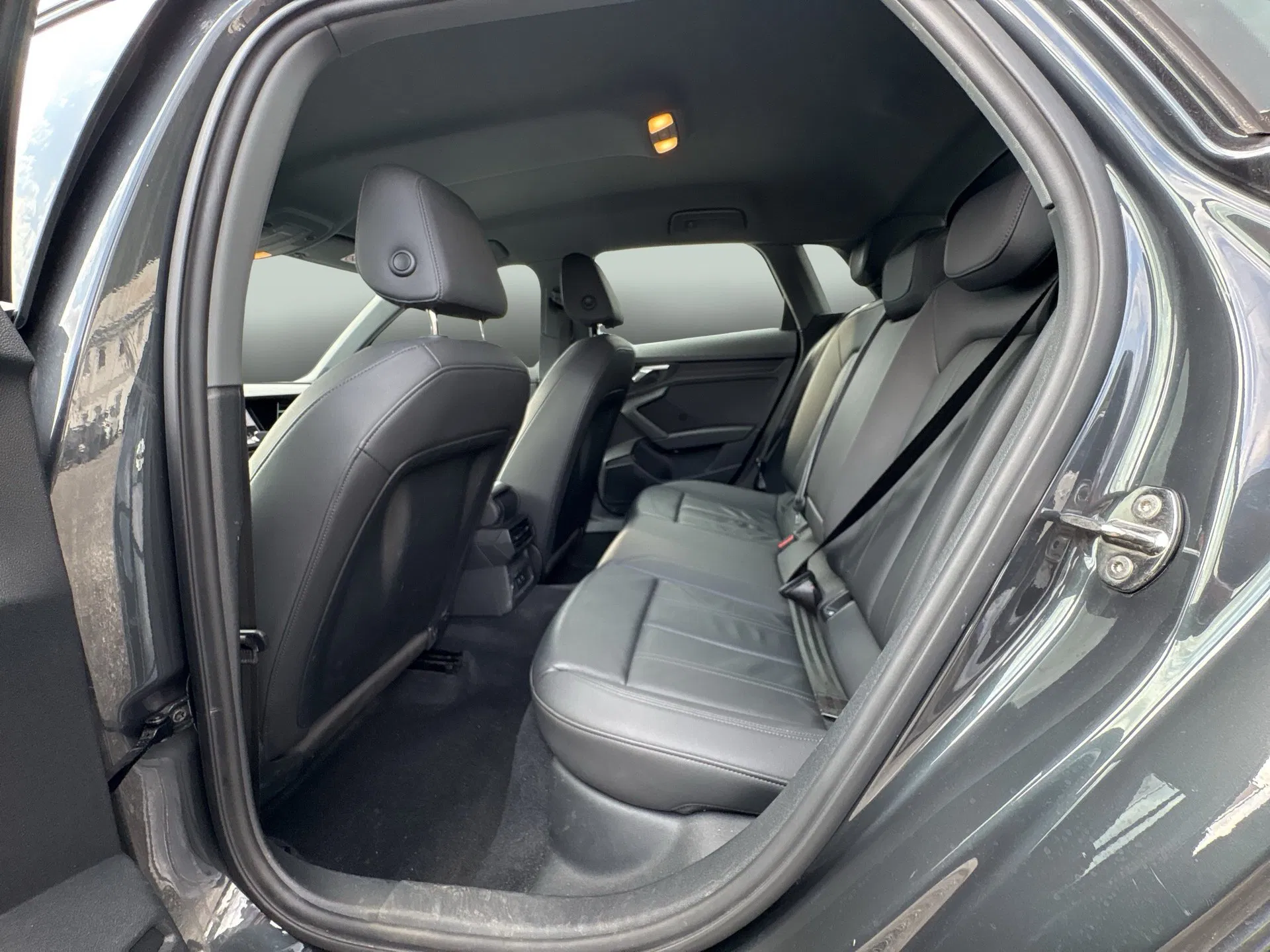 Audi A3 Sportback 35 1.5 TFSI (M-H) advanced | Bild 19 von 31