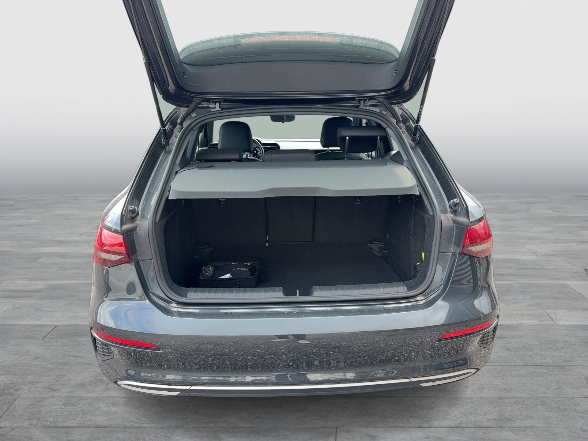 Audi A3 Sportback 35 1.5 TFSI (M-H) advanced | Bild 21 von 31