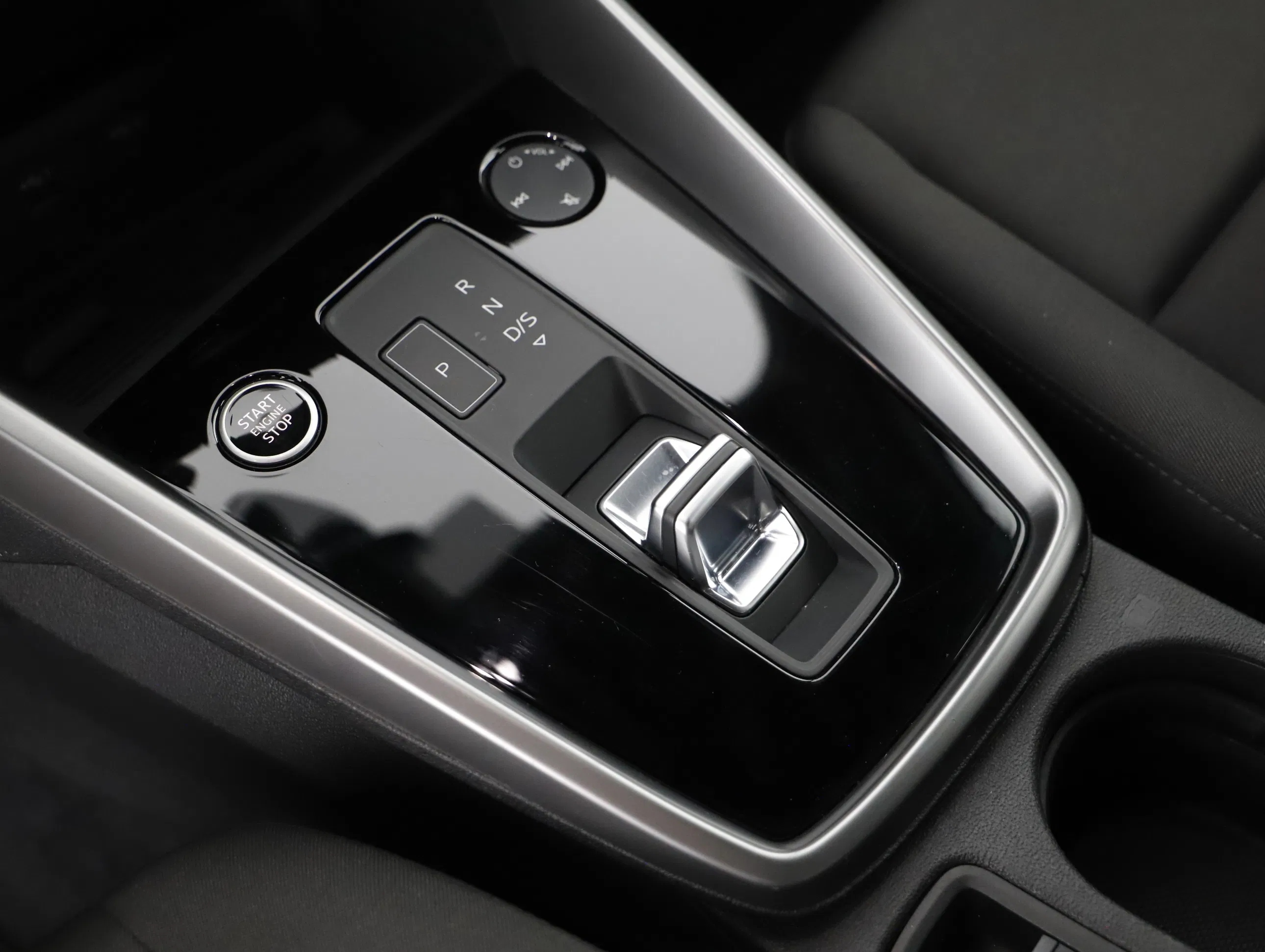 Audi A3 Limousine 35 TFSI advanced ext. | Bild 12 von 31