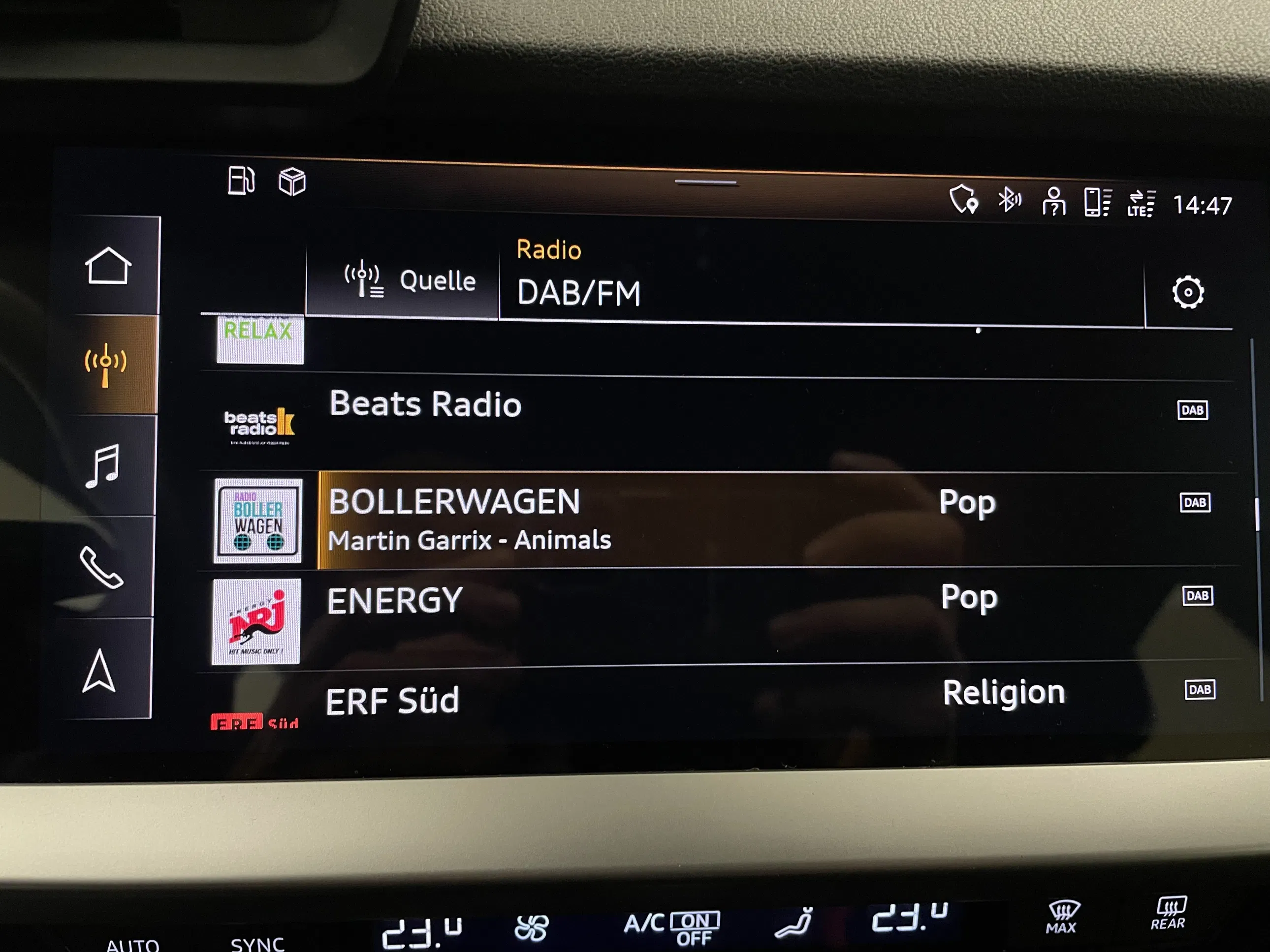 Audi A3 35 2.0 TDI S-Line | Bild 16 von 31