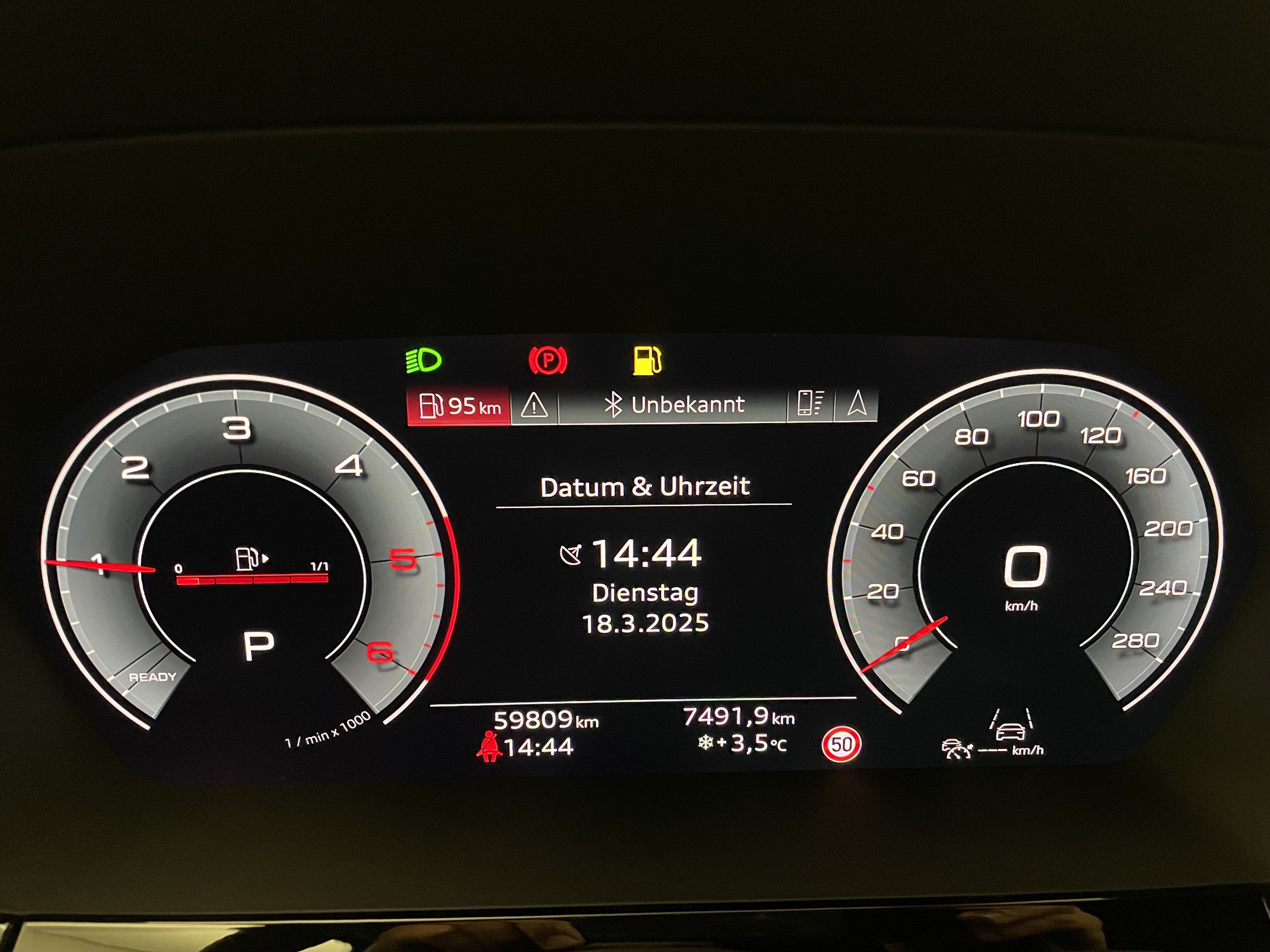 Audi A3 35 2.0 TDI S-Line | Bild 9 von 31