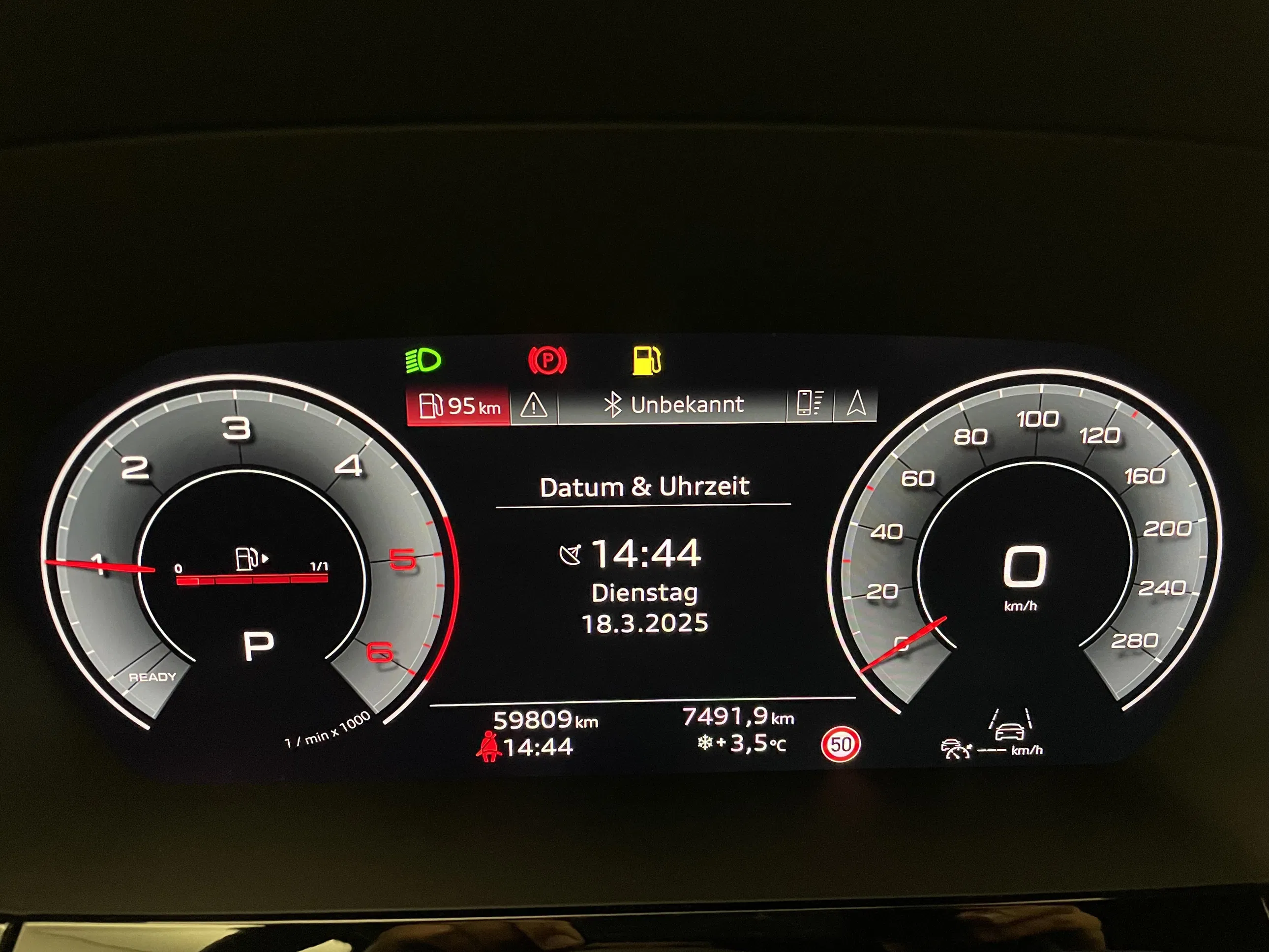 Audi A3 35 2.0 TDI S-Line | Bild 9 von 31