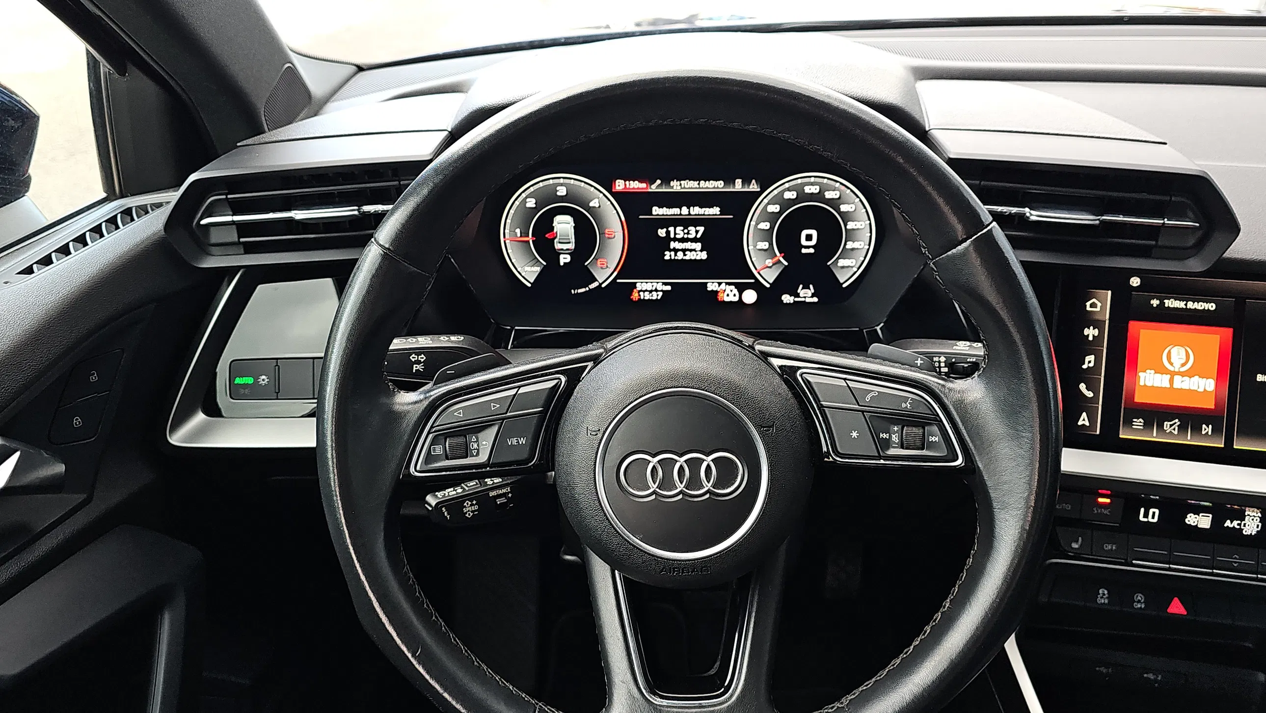 Audi A3 Limo 35 TDI S-Line Aut. | Bild 12 von 21