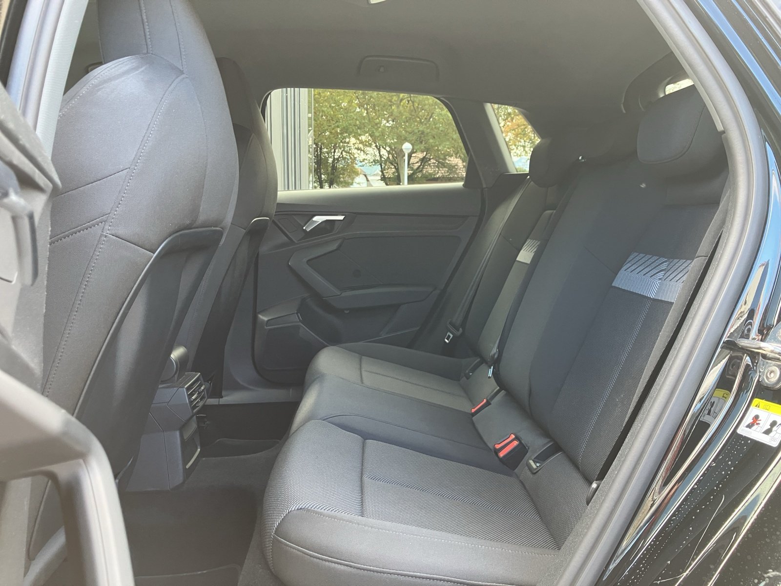 Audi A3 SB 35 TDI Aut. S-Line | Bild 17 von 20