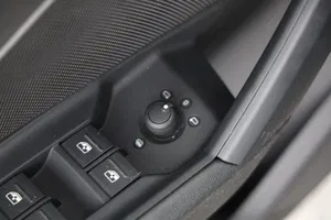 Audi A3 Sportback 30 2.0 TDI advanced | Thumbnail 5 von 21