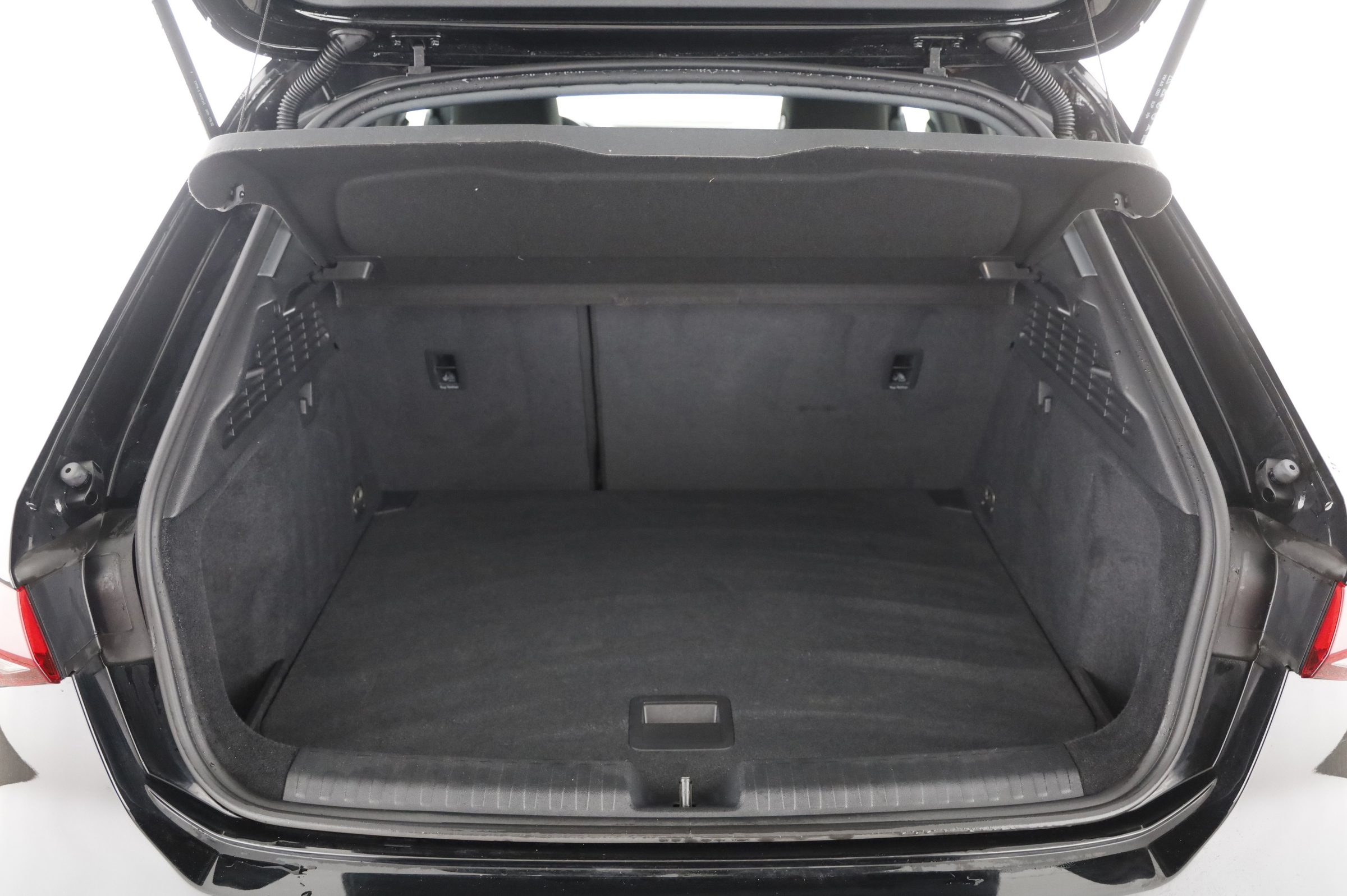 Audi A3 Sportback 30 2.0 TDI advanced | Bild 20 von 21