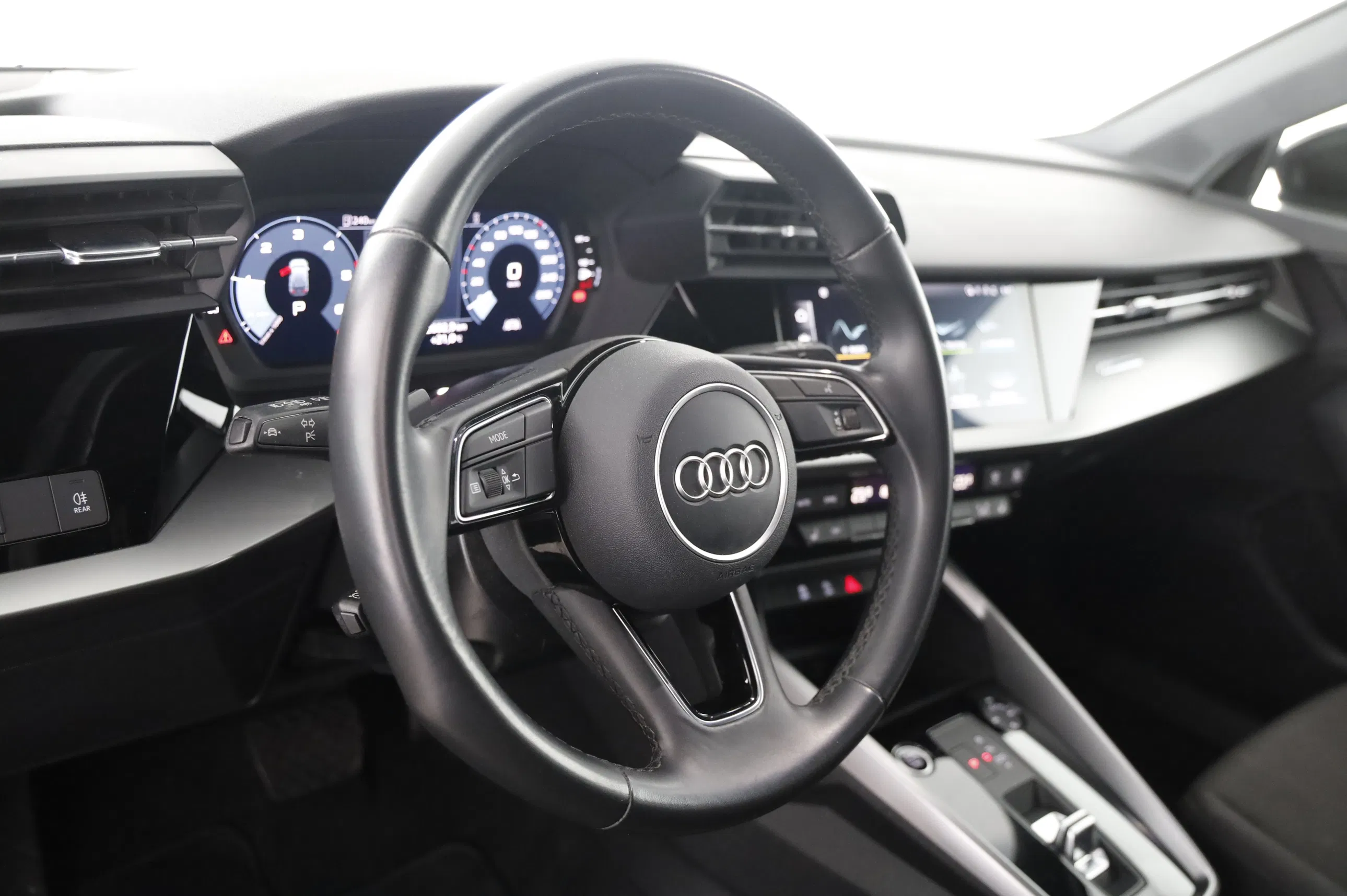 Audi A3 Sportback 30 2.0 TDI advanced | Bild 9 von 21