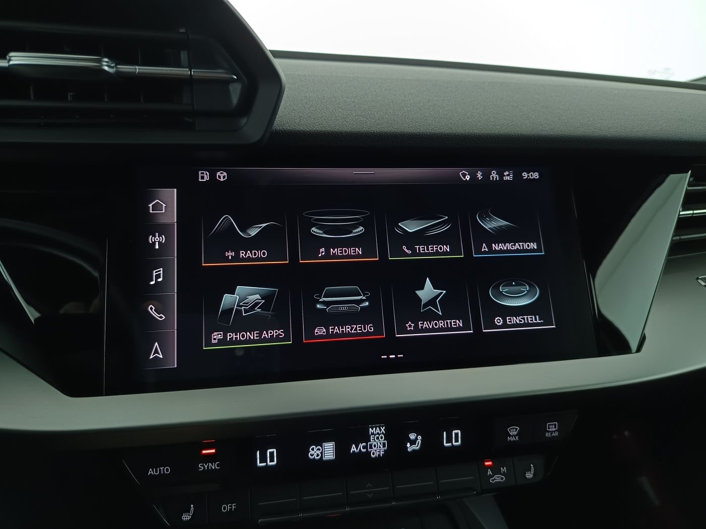 Audi A3 Sportback 30 TDI | Bild 14 von 21