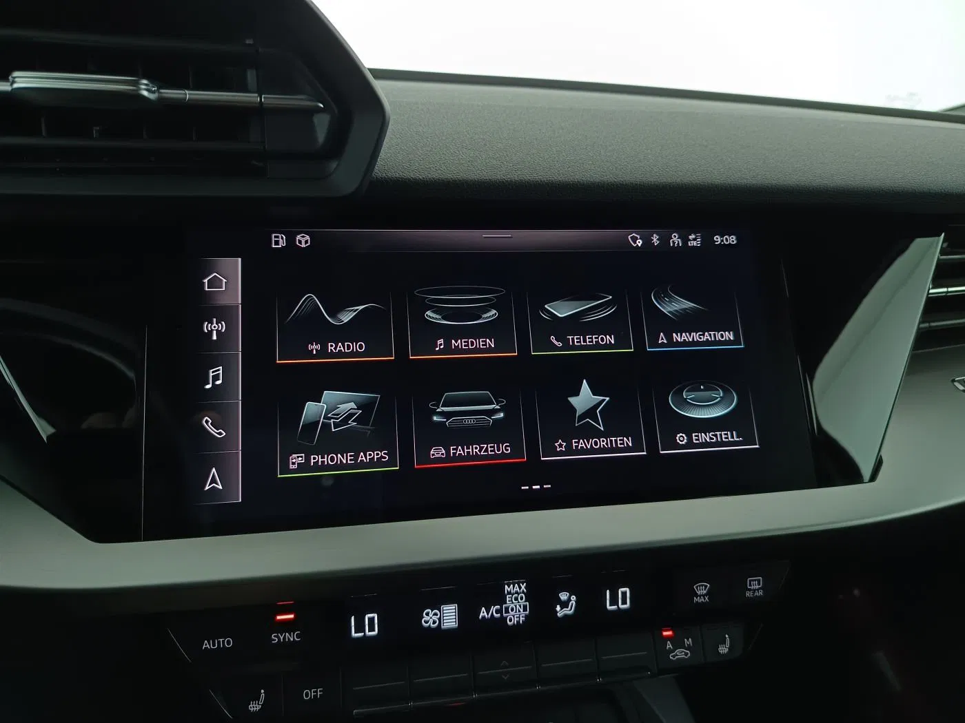 Audi A3 Sportback 30 TDI | Bild 14 von 21