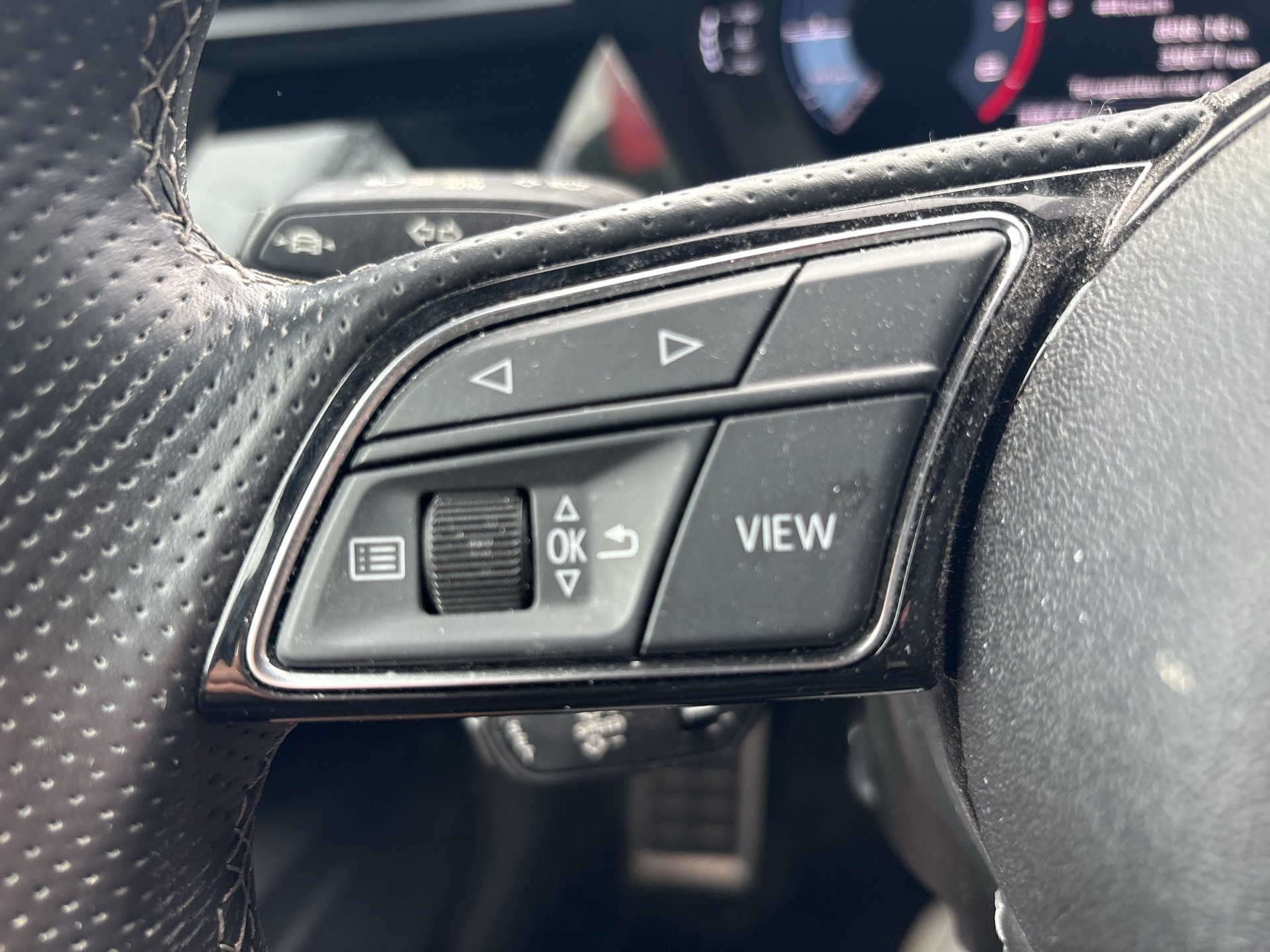 Audi A3 Sportback 30 TFSI S line exterieur | Bild 12 von 21