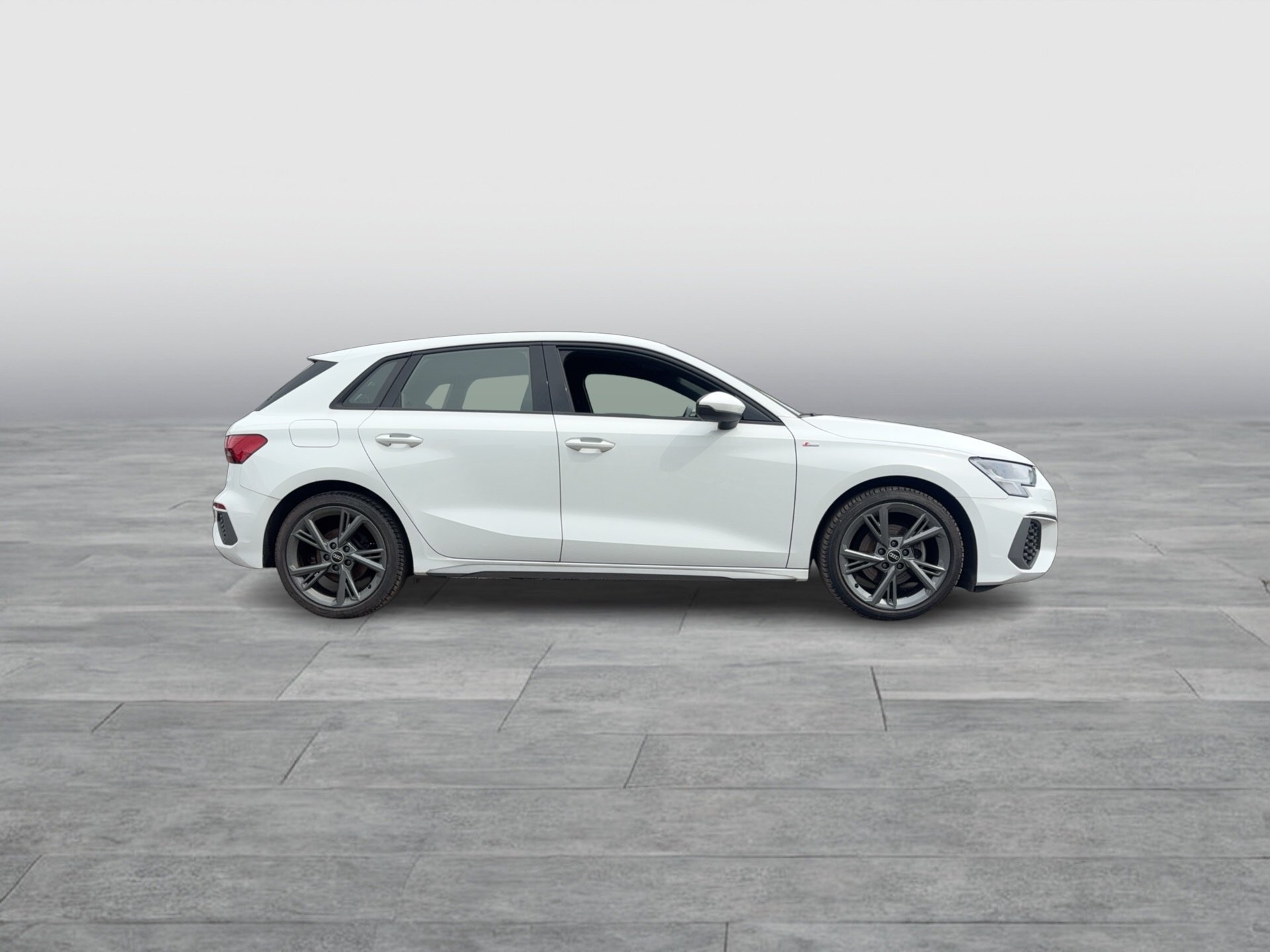 Audi A3 Sportback 30 TFSI S line exterieur | Bild 6 von 21