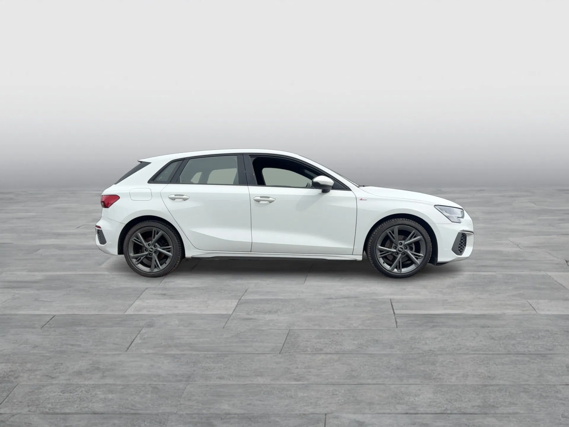 Audi A3 Sportback 30 TFSI S line exterieur | Bild 6 von 21