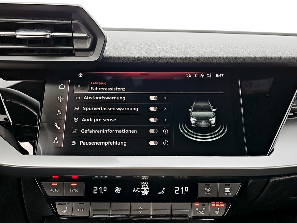 Audi A3 Sportback 30 TFSI S-Line Aut. | Bild 14 von 16