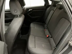 Audi A3 35 1.5 TFSI (M-H) S-Line | Thumbnail 26 von 31