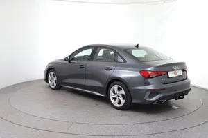 Audi A3 35 1.5 TFSI (M-H) S-Line | Thumbnail 4 von 31