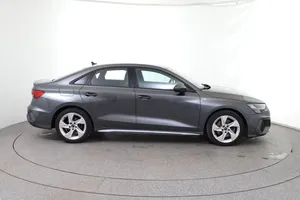 Audi A3 35 1.5 TFSI (M-H) S-Line | Thumbnail 7 von 31