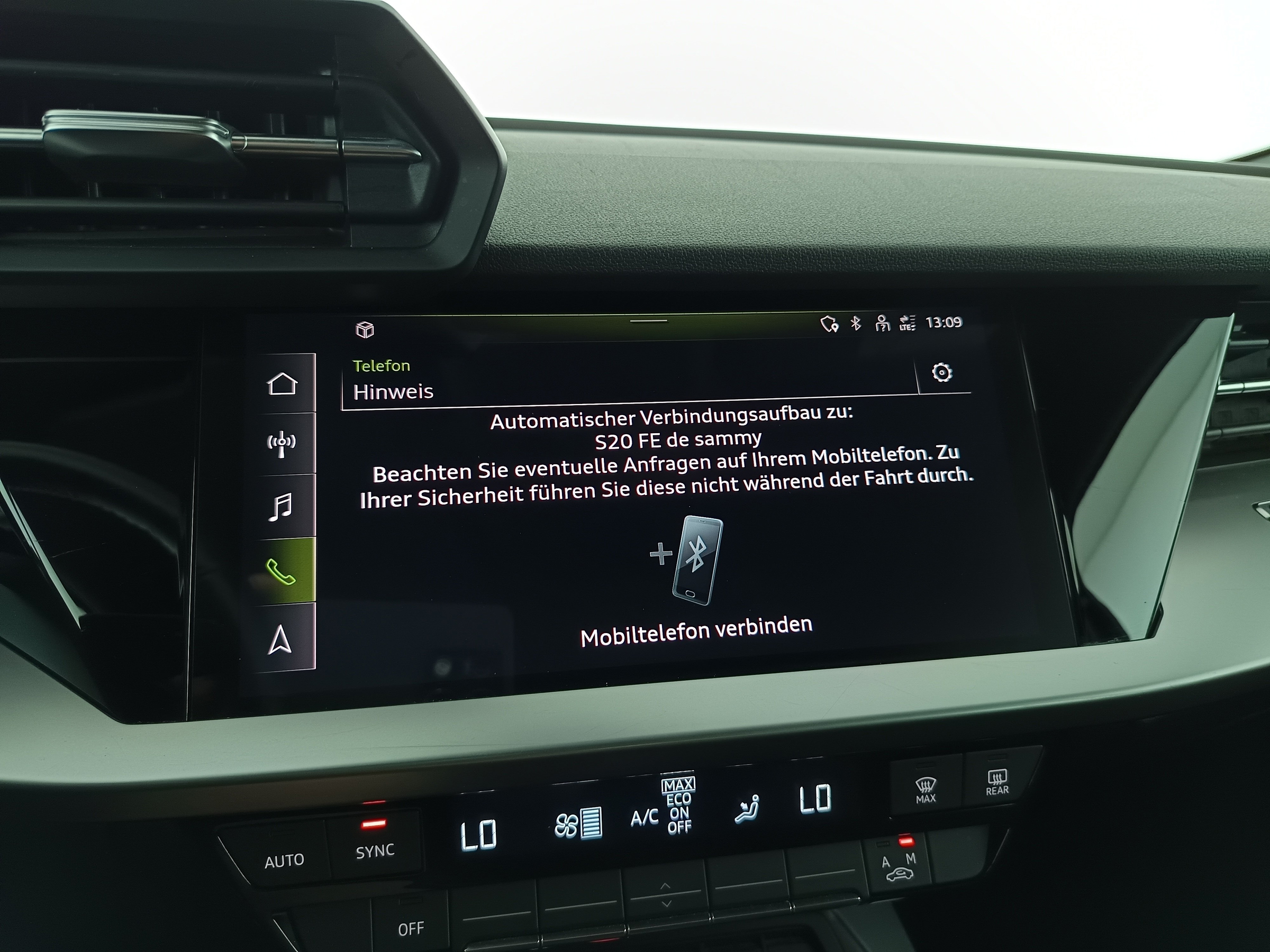 Audi A3 Sportback 30 1.0 TFSI M-H S-Line | Bild 9 von 31