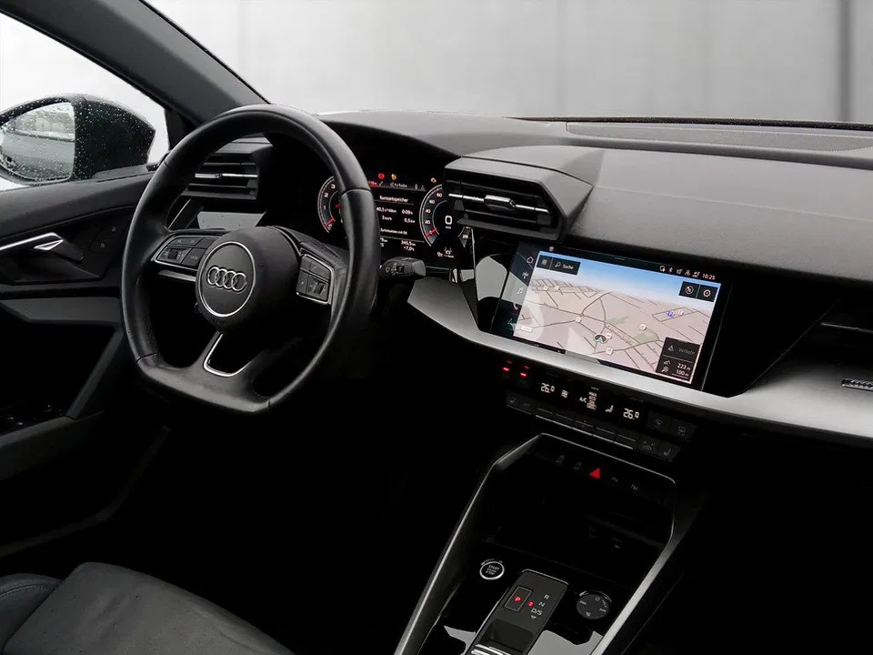 Audi A3 Limo. 35 TFSI S-Line Aut. | Bild 10 von 17