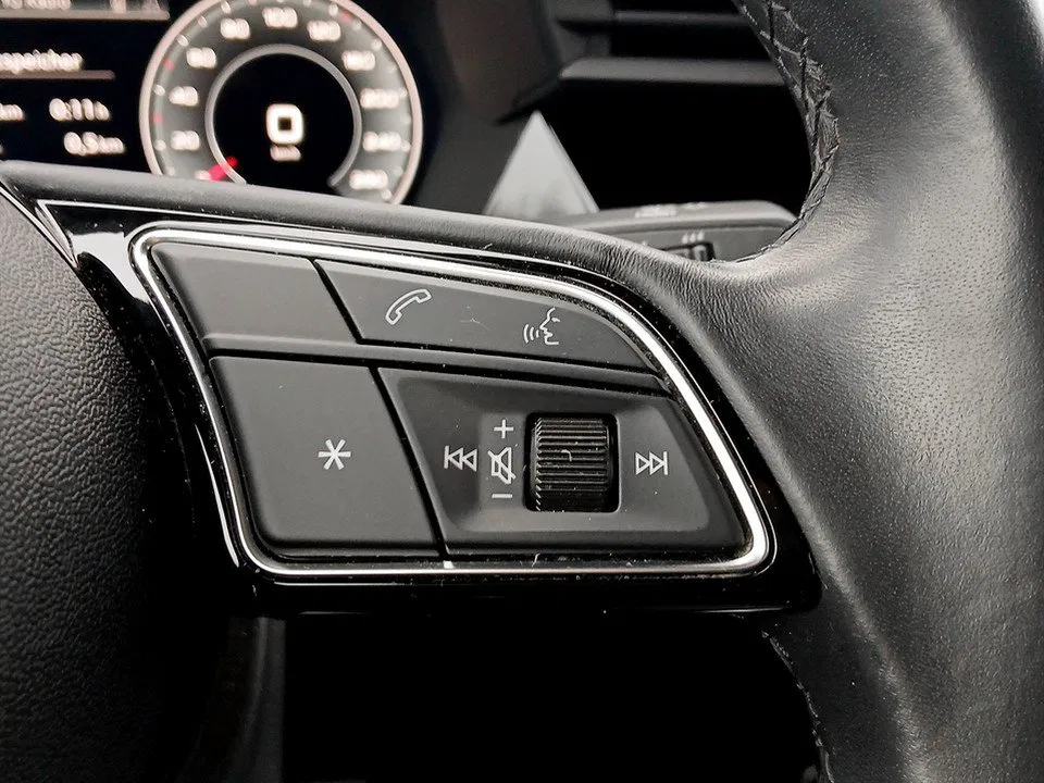 Audi A3 Limo. 35 TFSI S-Line Aut. | Bild 12 von 17