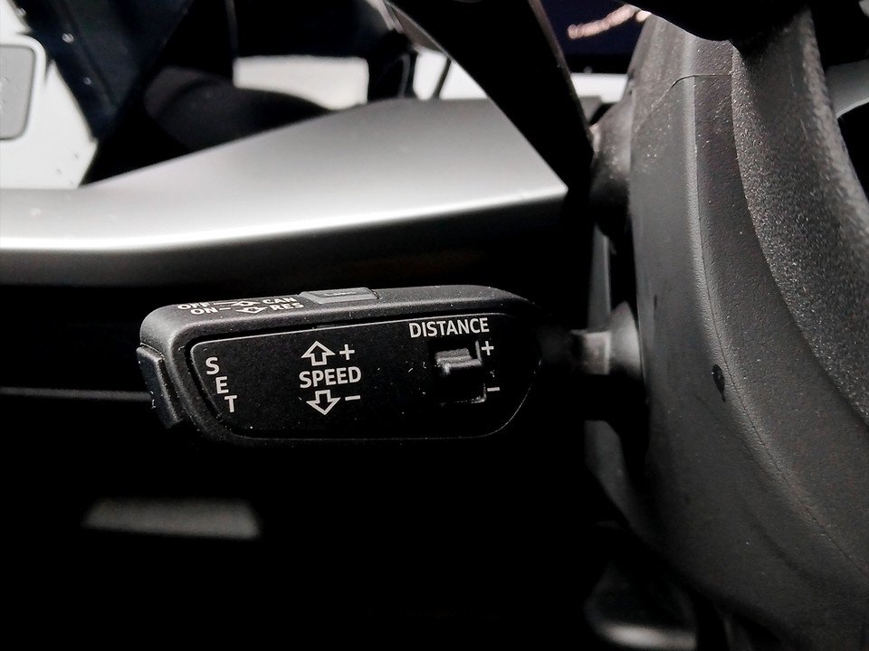 Audi A3 Limo. 35 TFSI S-Line Aut. | Bild 13 von 17