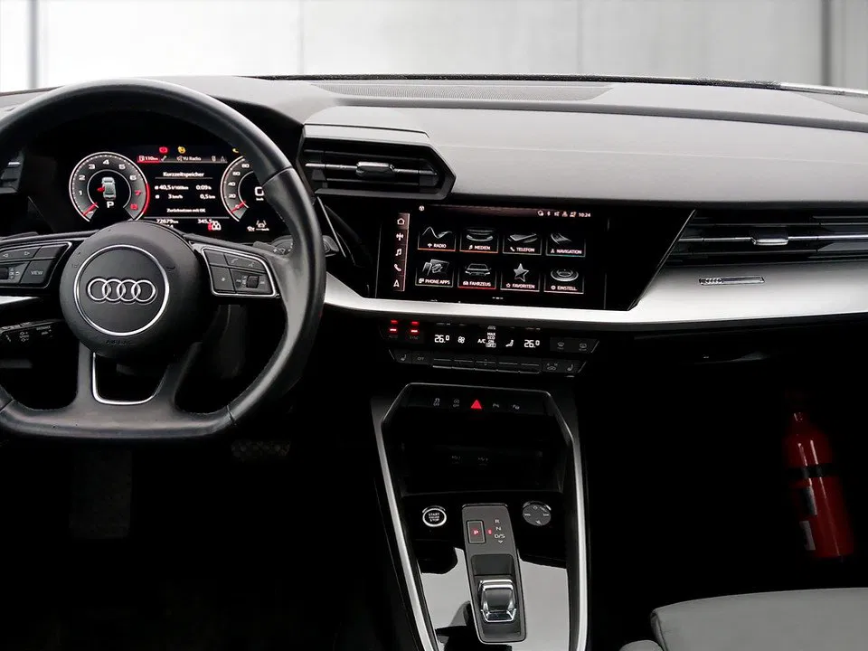 Audi A3 Limo. 35 TFSI S-Line Aut. | Bild 9 von 17