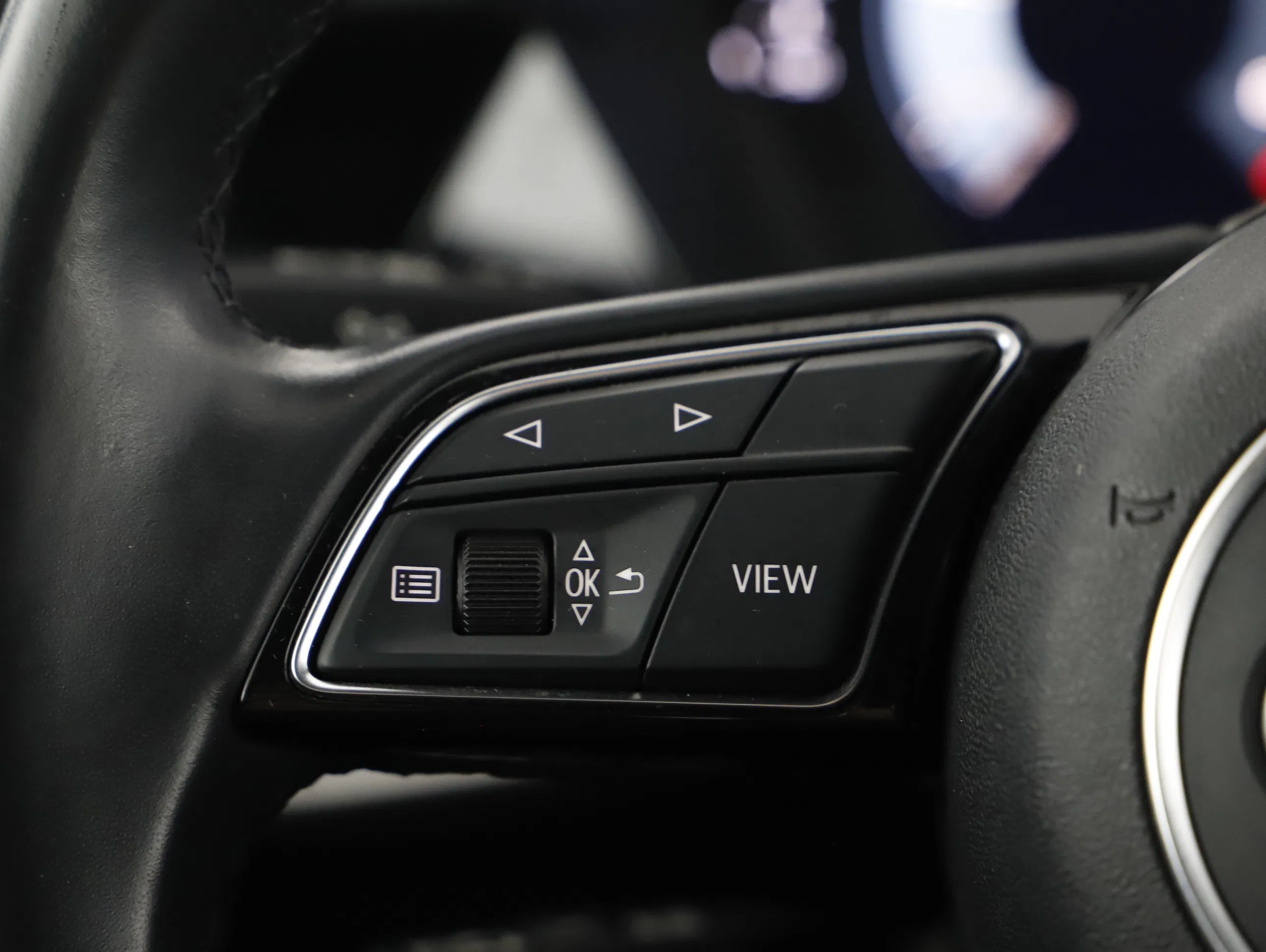 Audi A3 Sportback 30 2.0 TDI advanced | Bild 11 von 22