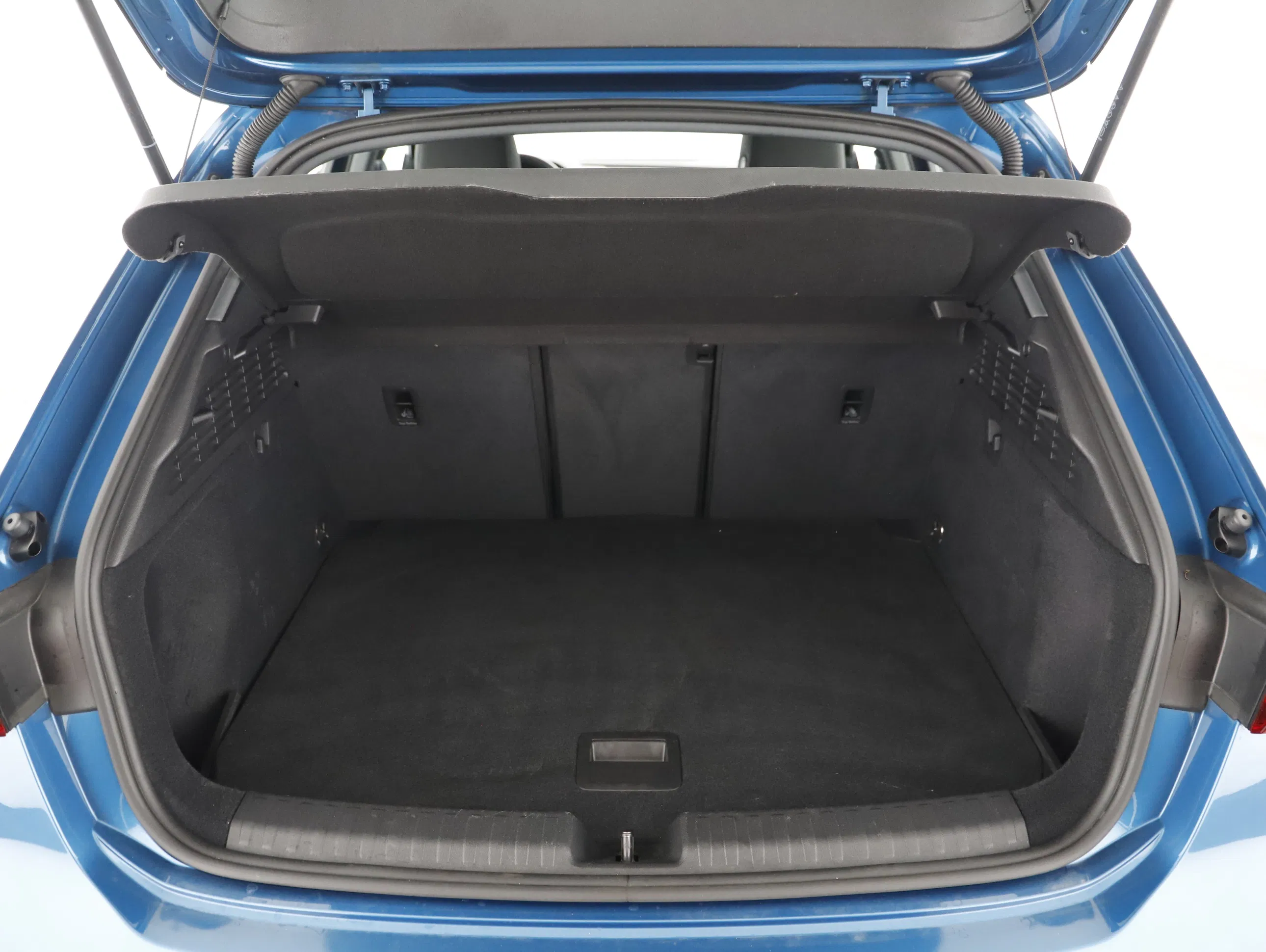 Audi A3 Sportback 30 2.0 TDI advanced | Bild 17 von 22