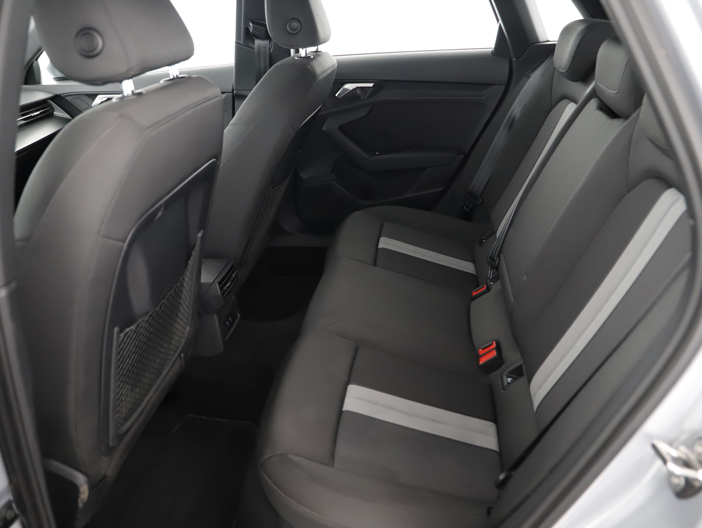 Audi A3 Sportback 35 1.5 TFSI (M-H) | Bild 2 von 23