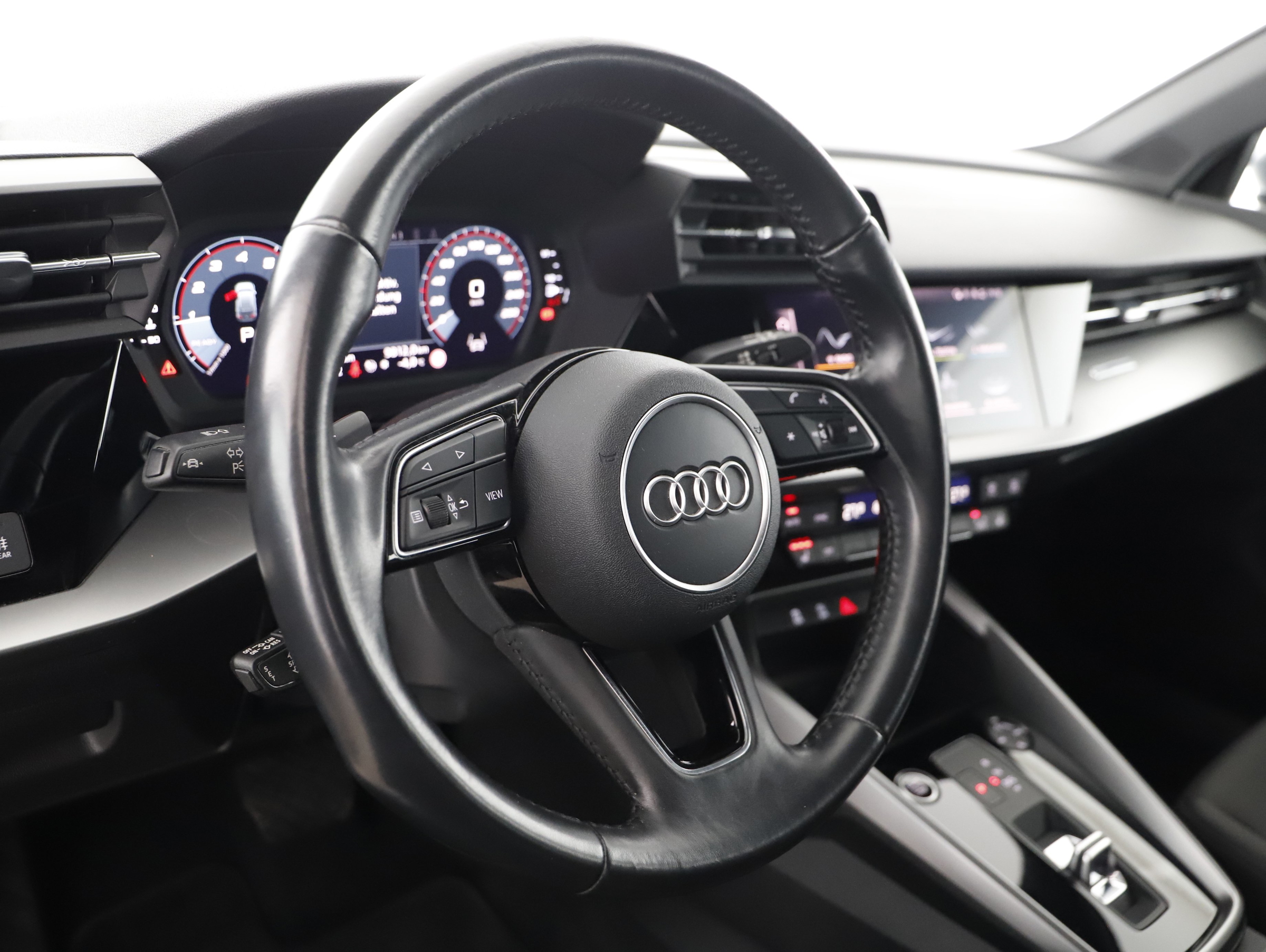 Audi A3 Sportback 35 1.5 TFSI (M-H) | Bild 4 von 23