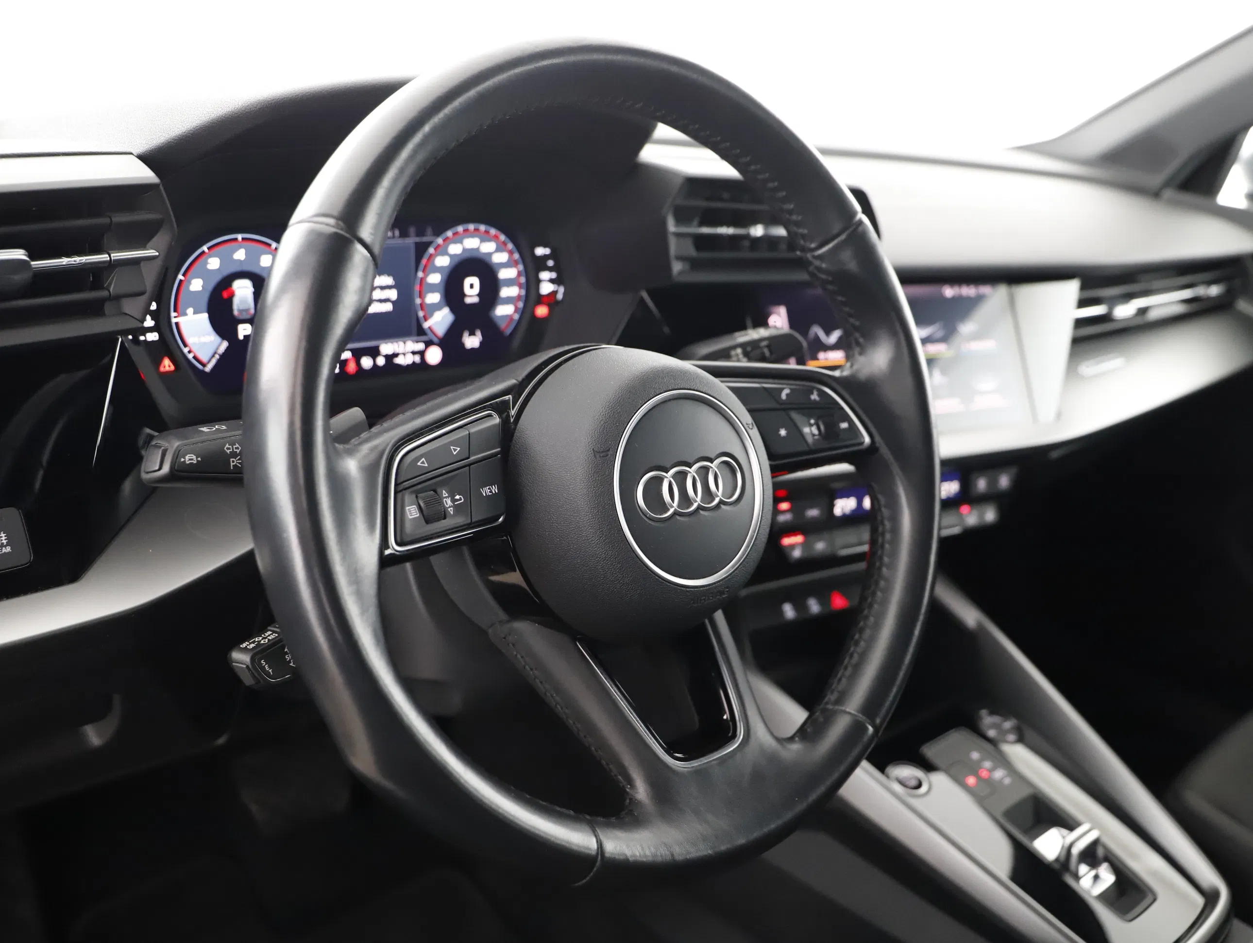 Audi A3 Sportback 35 1.5 TFSI (M-H) | Bild 4 von 23