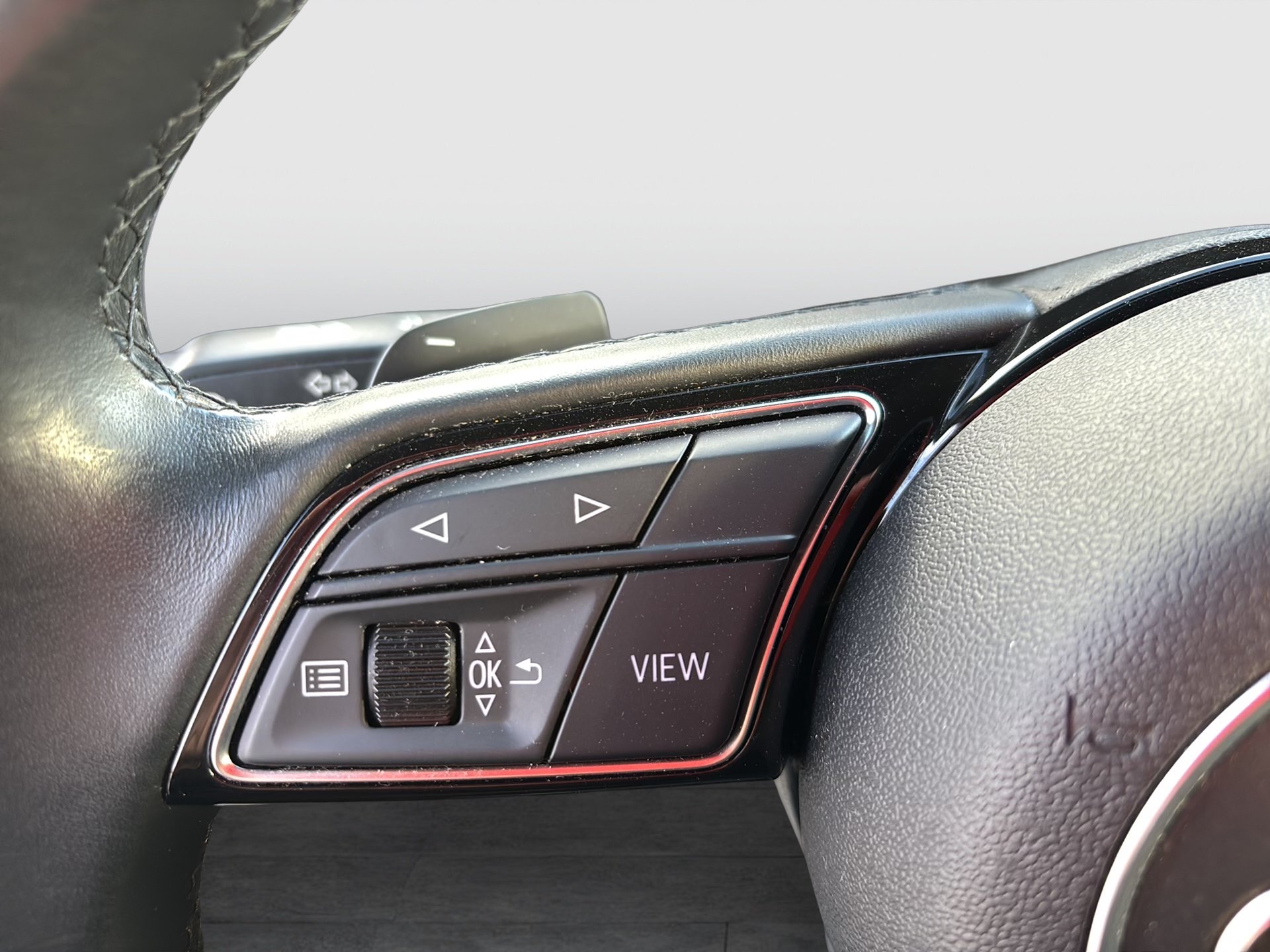 Audi A3 Sportback 30 TDI S line exterieur | Bild 16 von 26