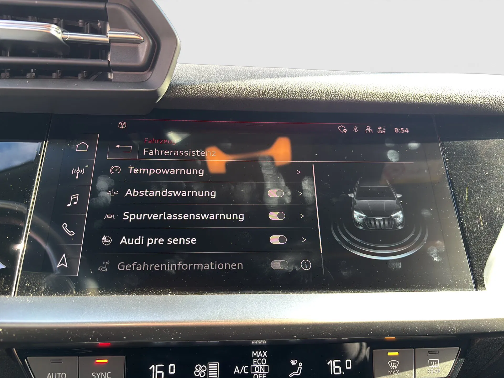 Audi A3 Sportback 30 TDI S line exterieur | Bild 21 von 26