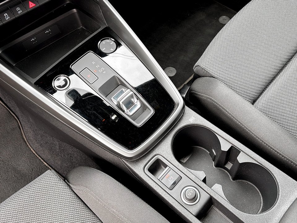 Audi A3 Sportback 30 2.0 TDI advanced | Bild 17 von 24