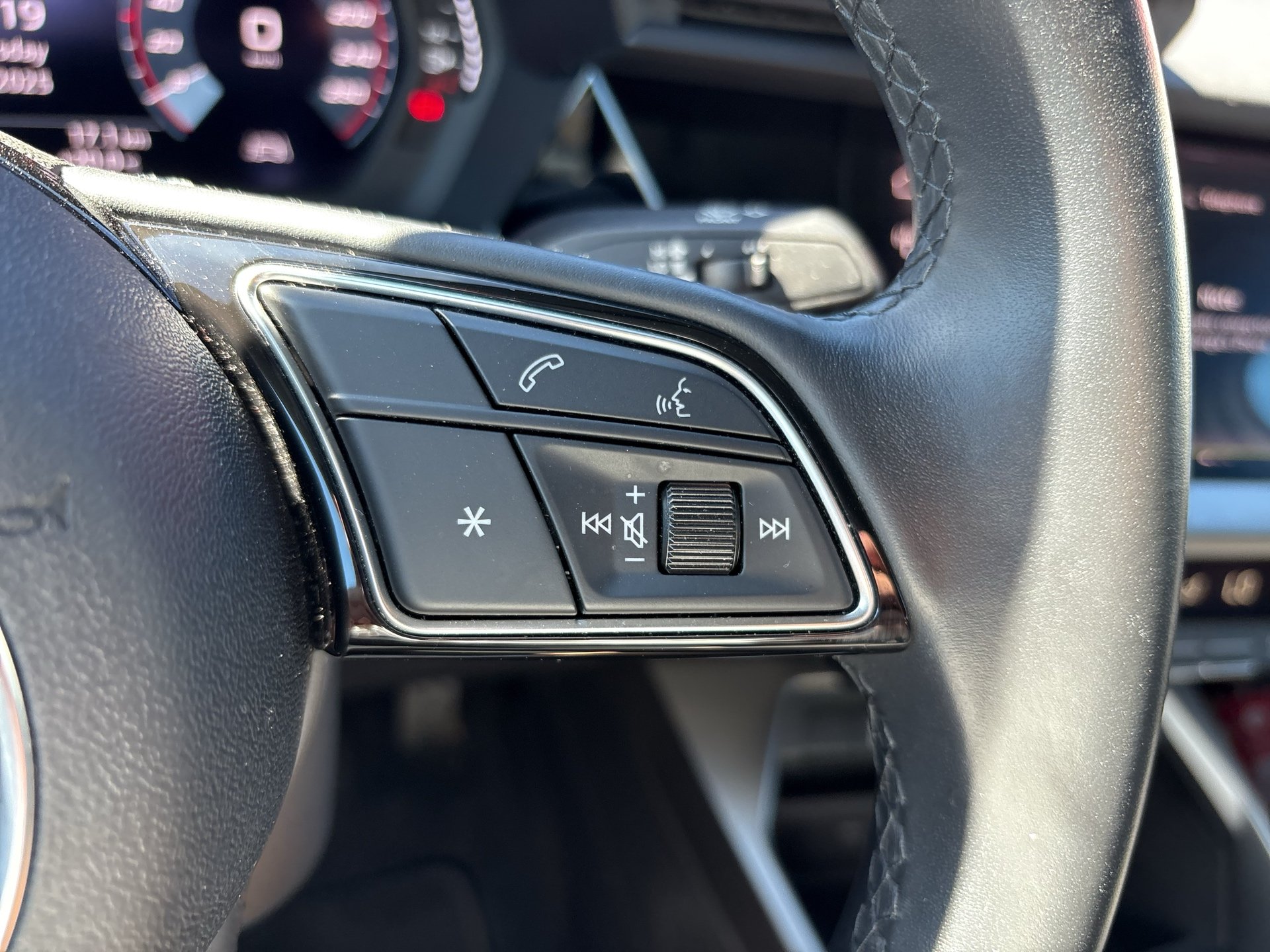 Audi A3 30 2.0 TDI S-Line | Bild 12 von 19