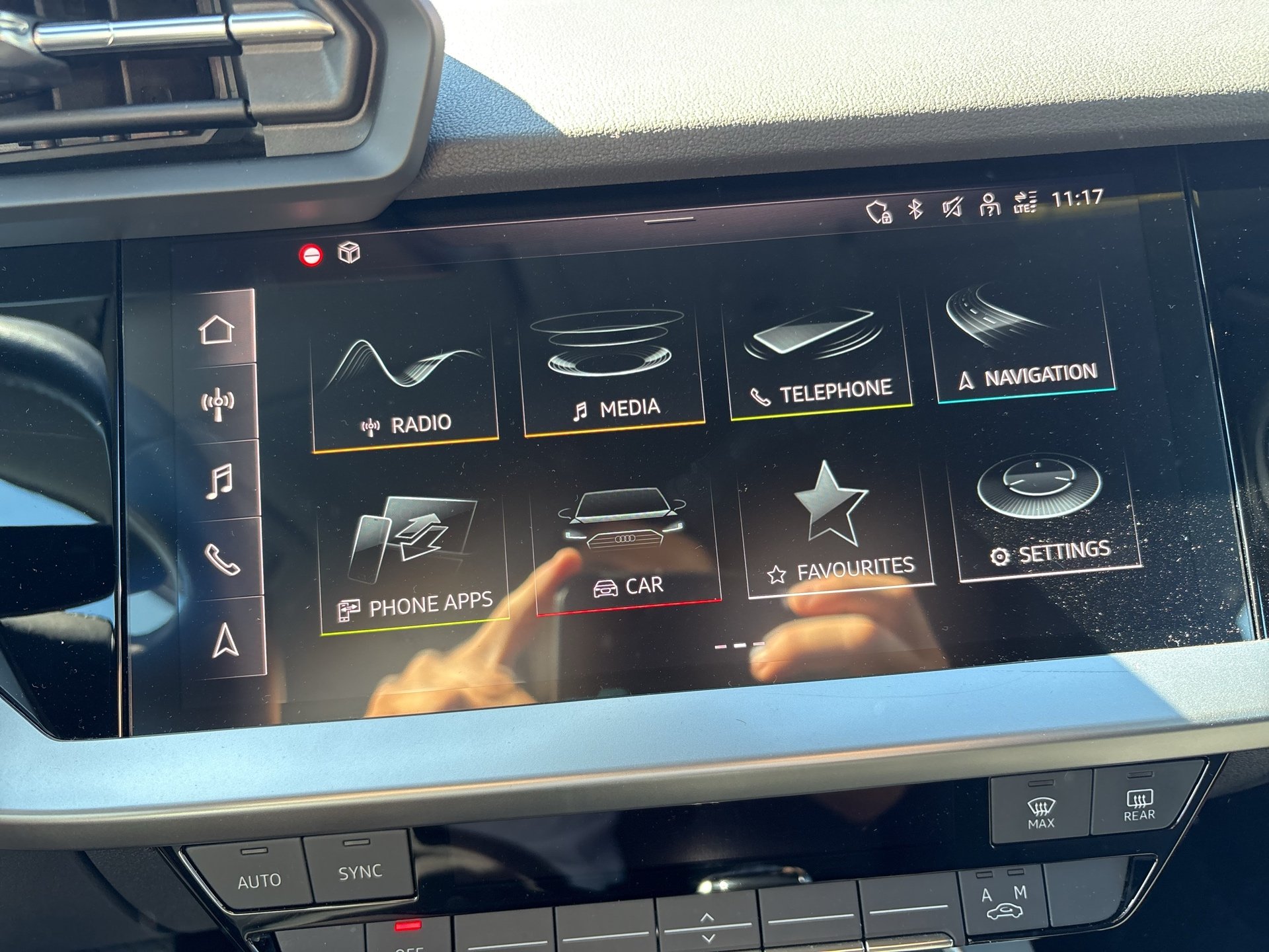 Audi A3 30 2.0 TDI S-Line | Bild 13 von 19