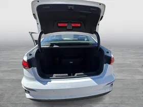 Audi A3 30 2.0 TDI S-Line | Thumbnail 17 von 19