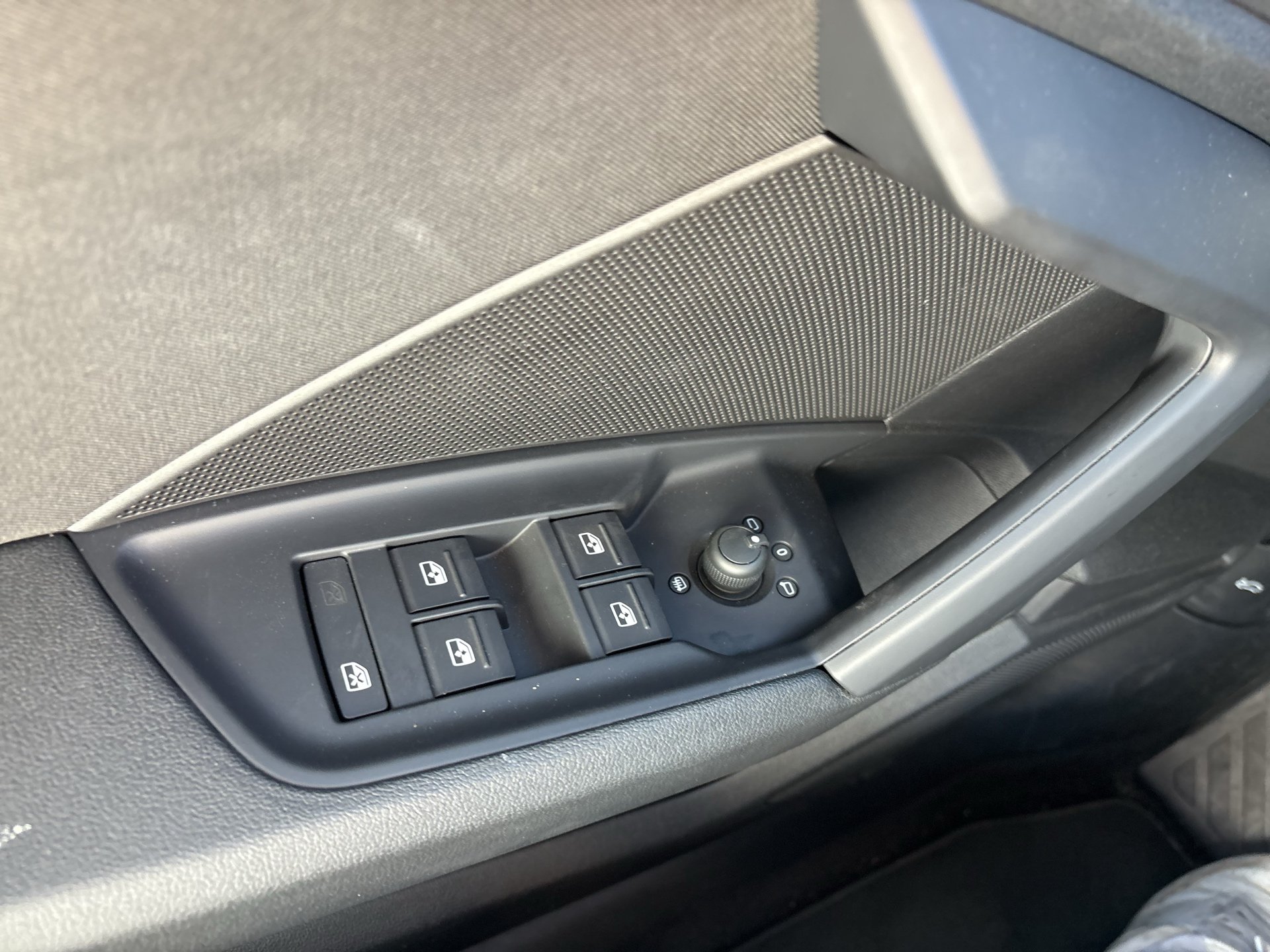 Audi A3 30 2.0 TDI S-Line | Bild 7 von 19