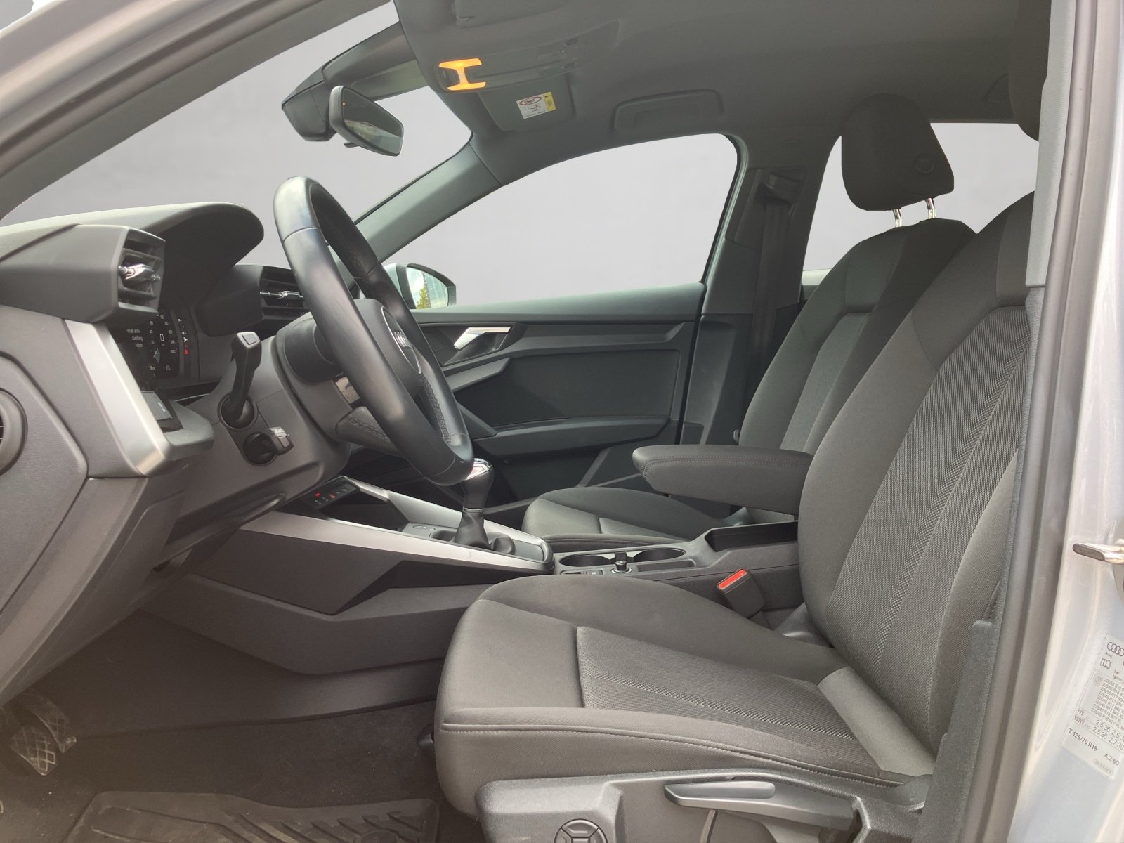 Audi A3 Sportback 30 TFSI | Bild 8 von 20