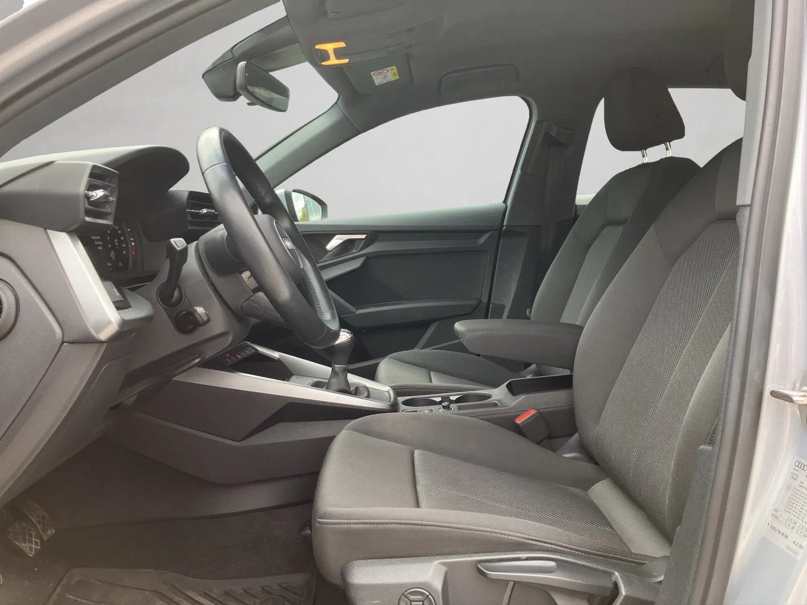 Audi A3 Sportback 30 TFSI | Bild 8 von 20