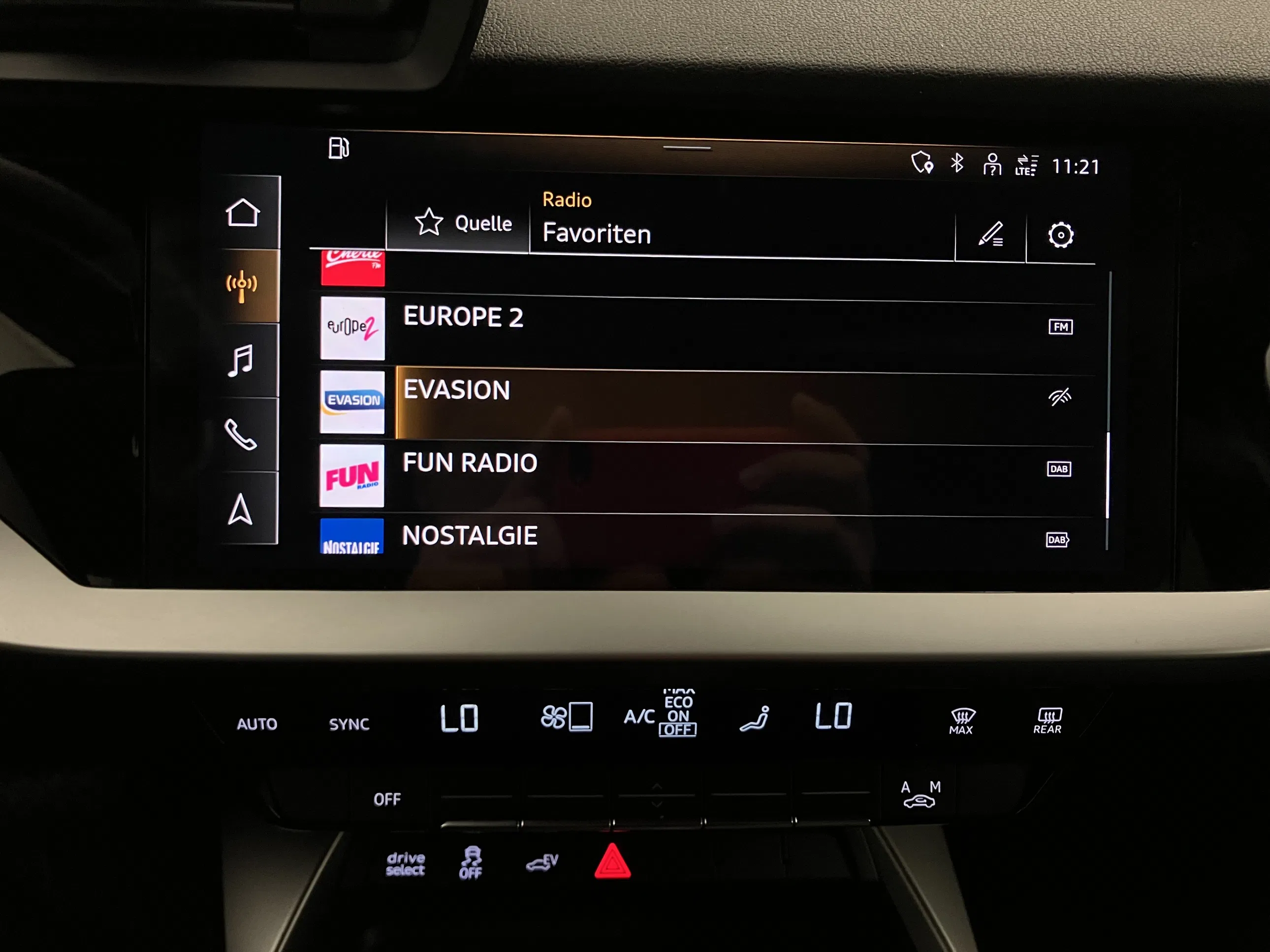 Audi A3 Sportback 45 1.4 TFSI e S-Line | Bild 29 von 31