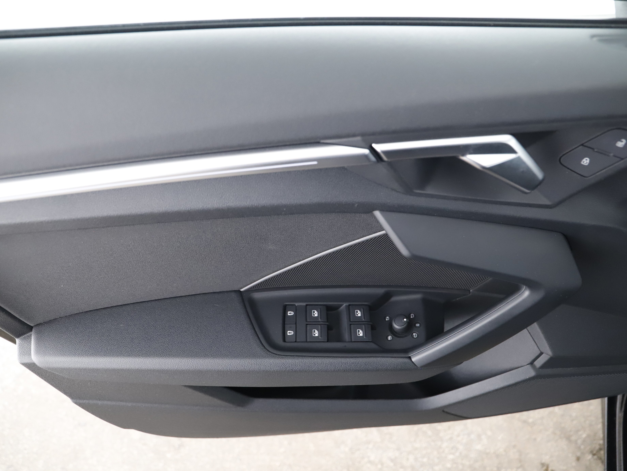 Audi A3 Sportback 35 1.5 TFSI (M-H) advanced | Bild 15 von 21