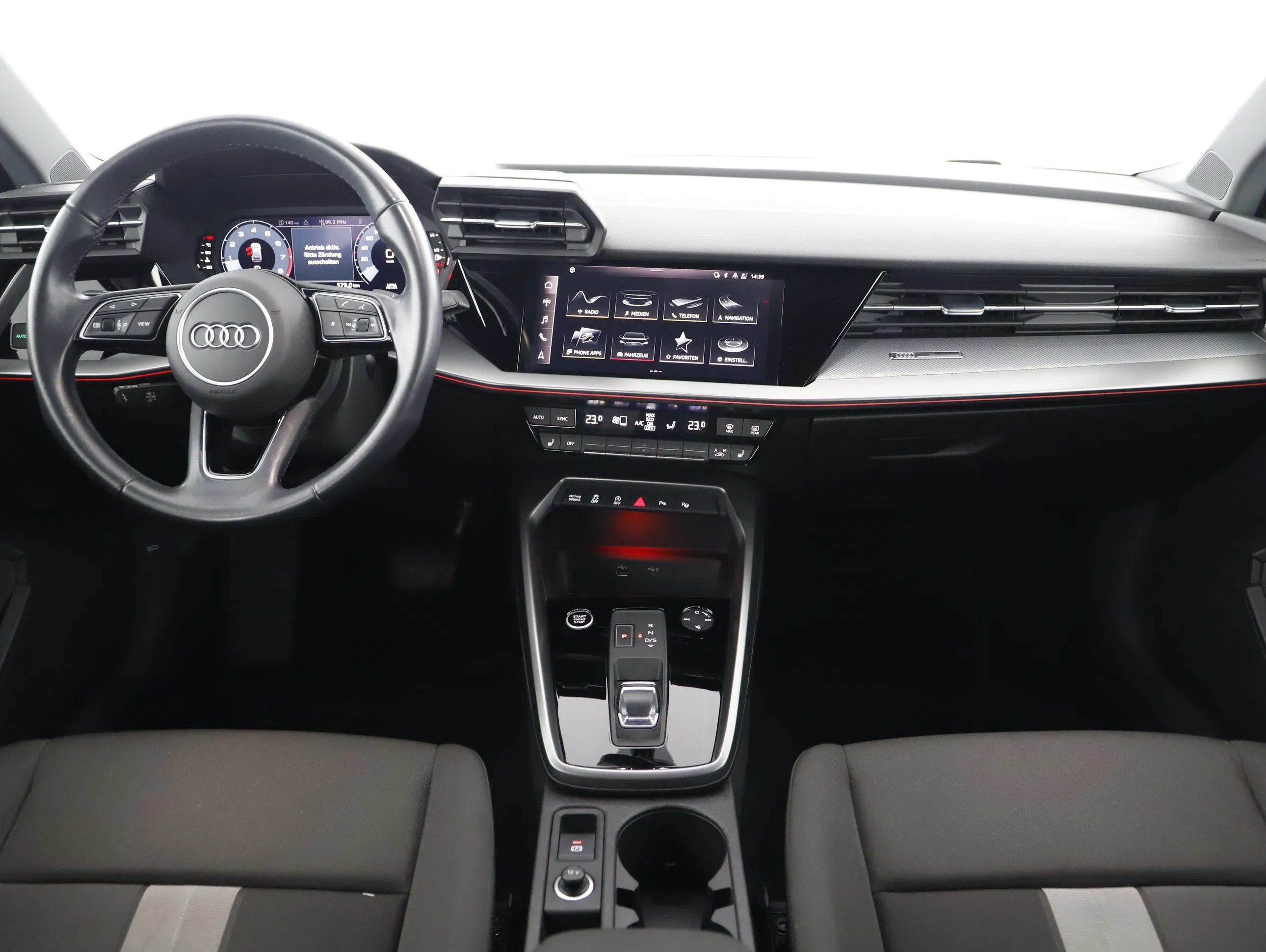 Audi A3 Sportback 35 1.5 TFSI (M-H) advanced | Bild 4 von 21