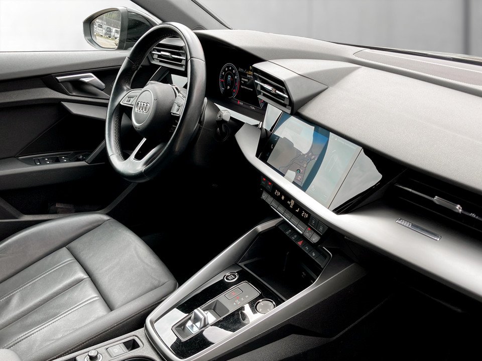 Audi A3 Sportback 30 TFSI Aut. | Bild 13 von 24